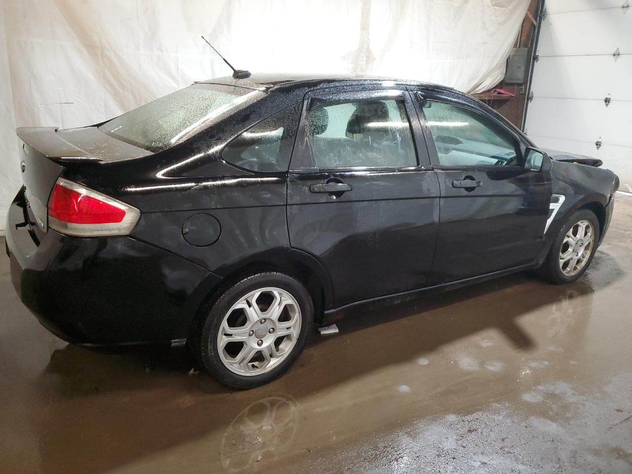 Photo 2 VIN: 1FAHP35N48W252062 - FORD FOCUS 