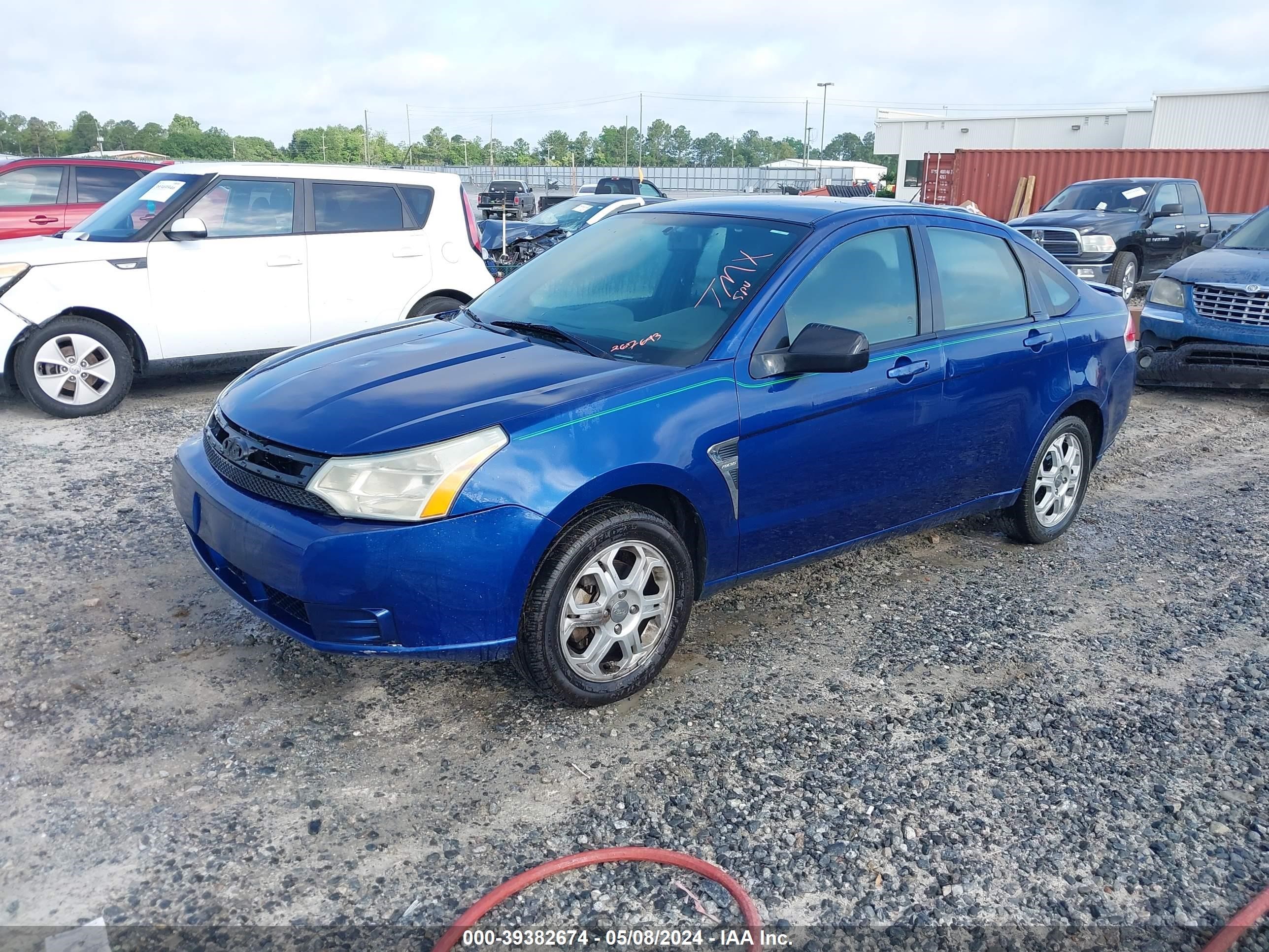 Photo 1 VIN: 1FAHP35N48W267693 - FORD FOCUS 