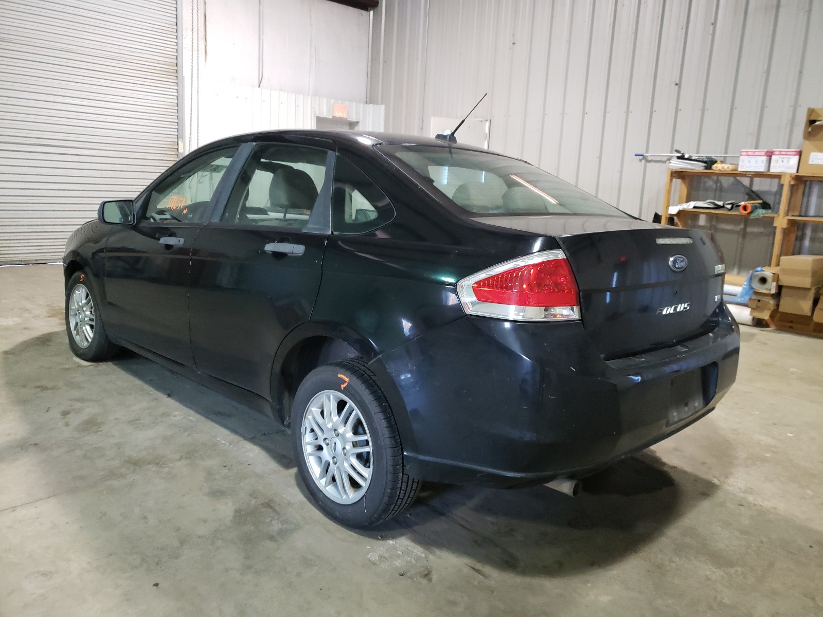 Photo 2 VIN: 1FAHP35N49W184752 - FORD FOCUS SE 