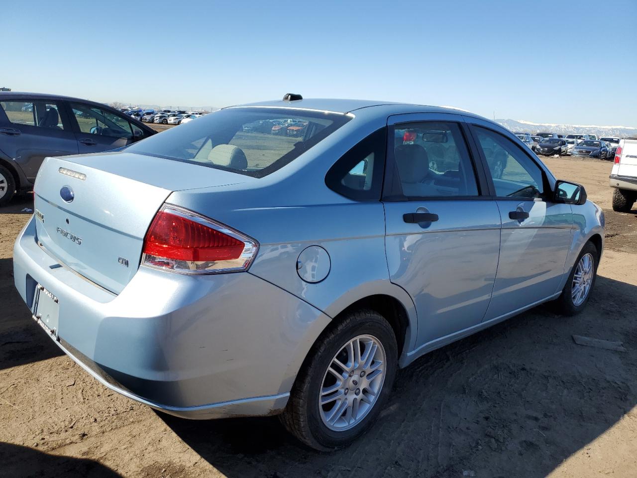 Photo 2 VIN: 1FAHP35N49W186131 - FORD FOCUS 