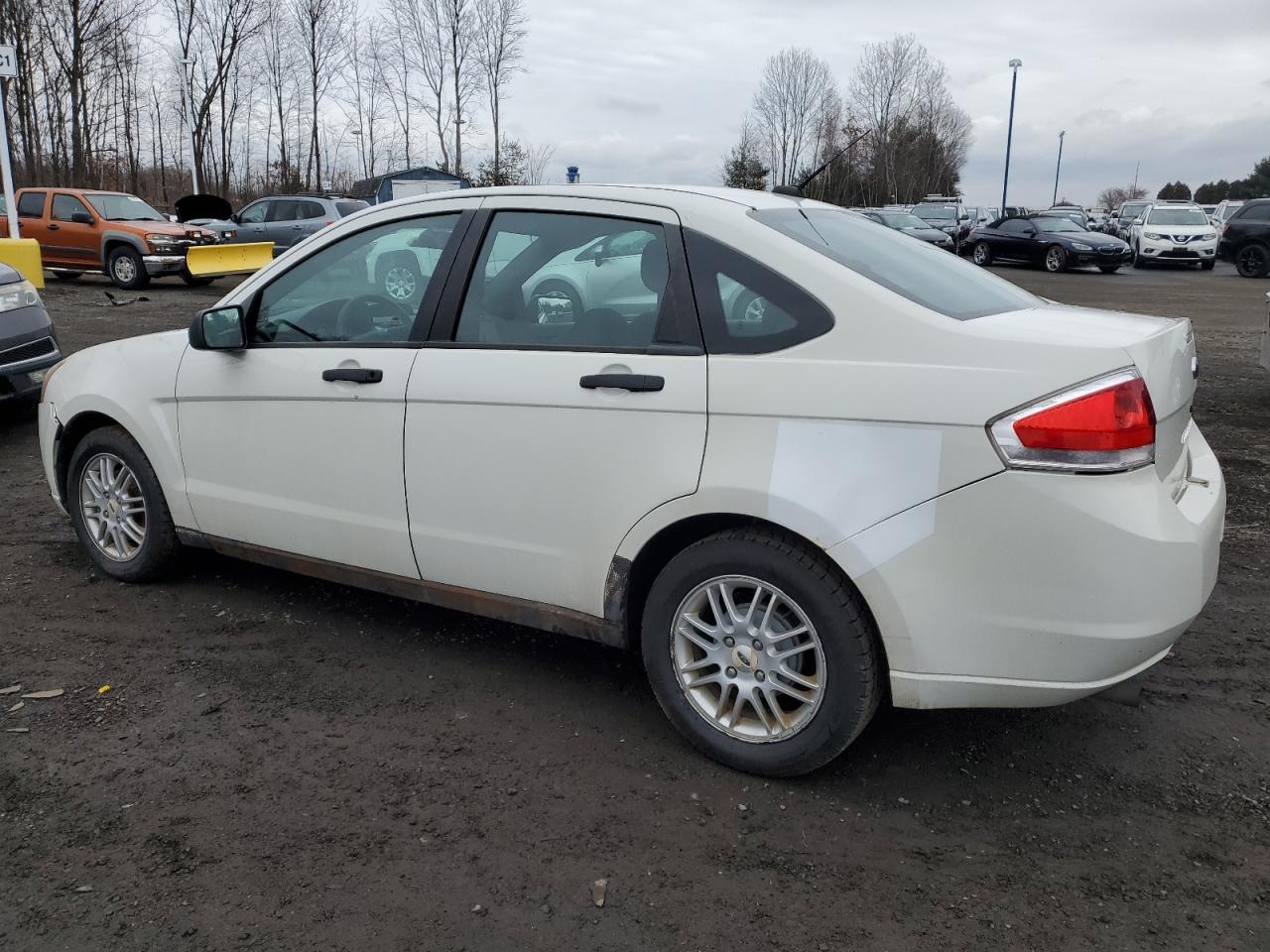 Photo 1 VIN: 1FAHP35N49W245890 - FORD FOCUS 