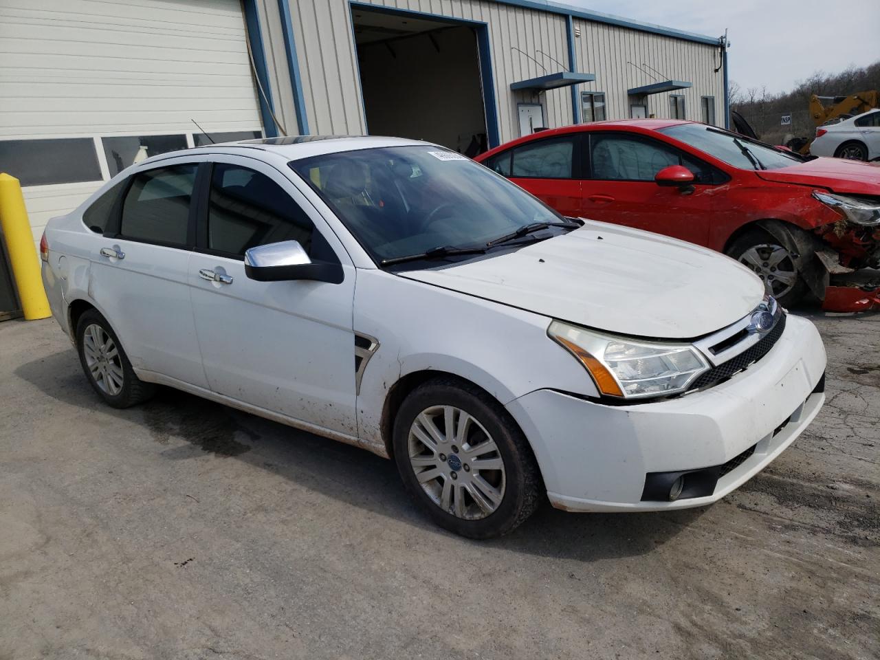 Photo 3 VIN: 1FAHP35N58W176321 - FORD FOCUS 