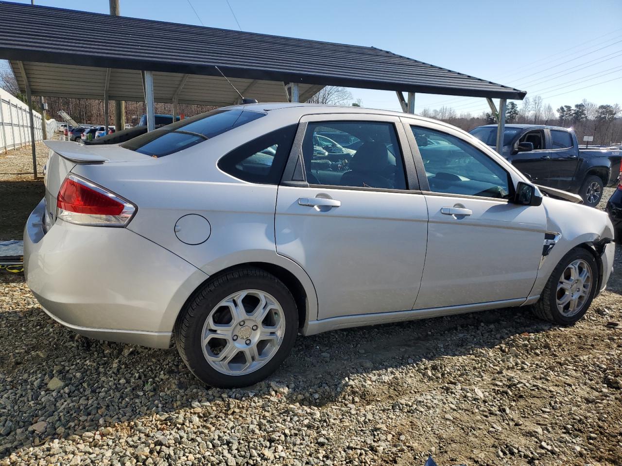 Photo 2 VIN: 1FAHP35N58W212962 - FORD FOCUS 