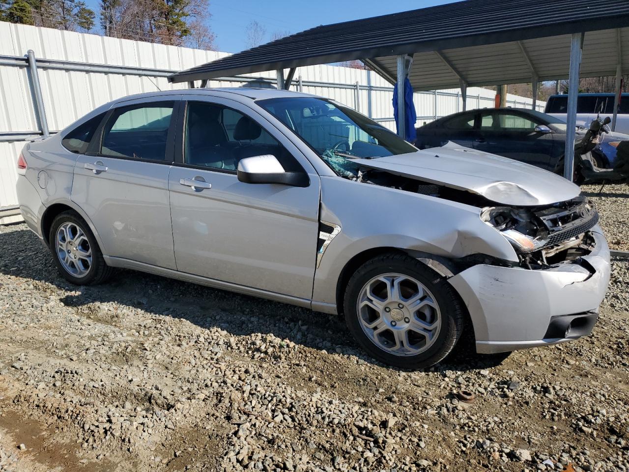 Photo 3 VIN: 1FAHP35N58W212962 - FORD FOCUS 