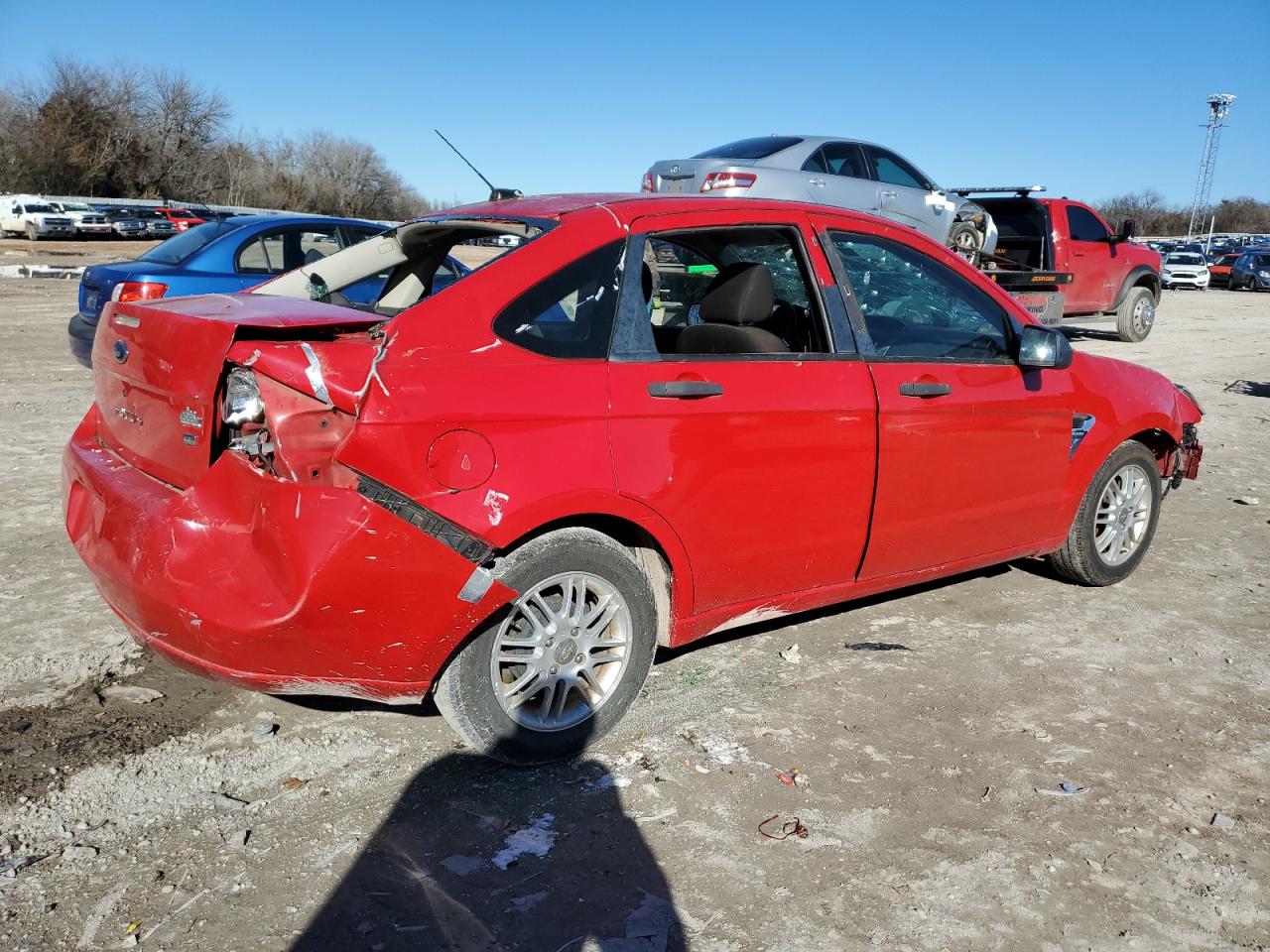 Photo 2 VIN: 1FAHP35N58W257707 - FORD FOCUS 