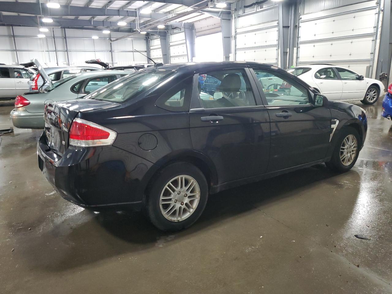 Photo 2 VIN: 1FAHP35N68W175095 - FORD FOCUS 