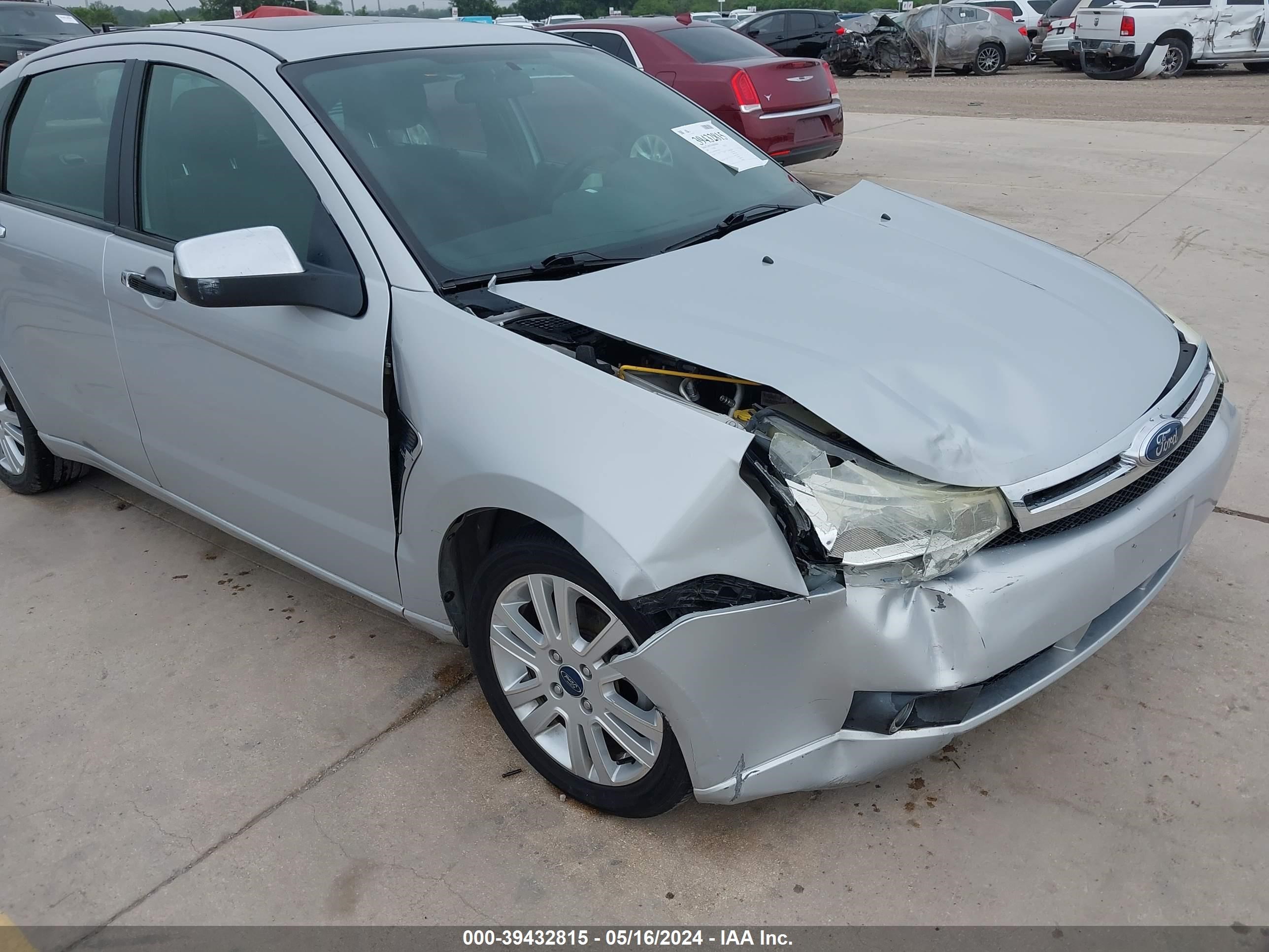 Photo 5 VIN: 1FAHP35N68W235859 - FORD FOCUS 