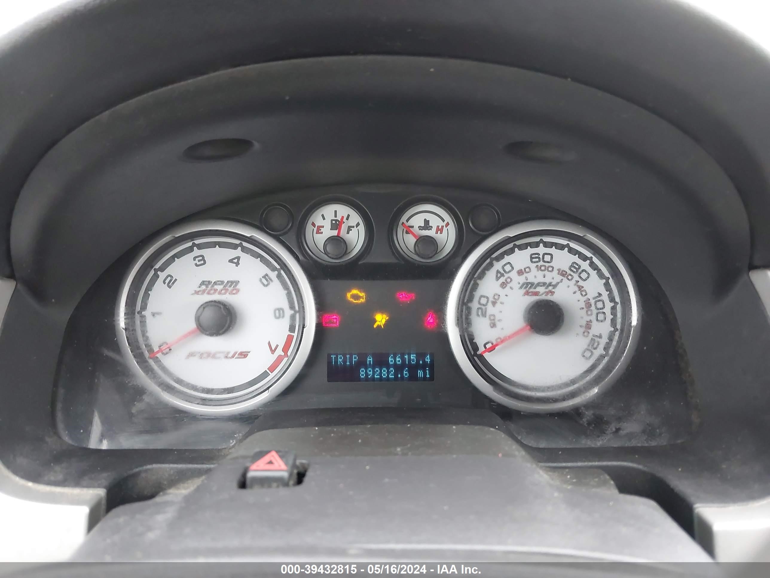 Photo 6 VIN: 1FAHP35N68W235859 - FORD FOCUS 