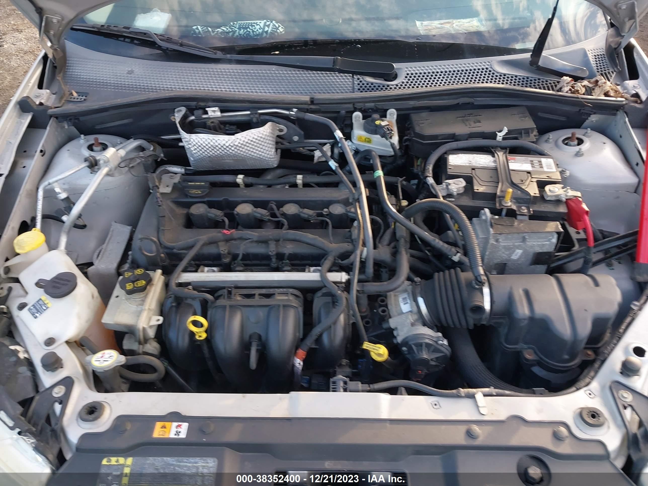 Photo 9 VIN: 1FAHP35N69W113892 - FORD FOCUS 