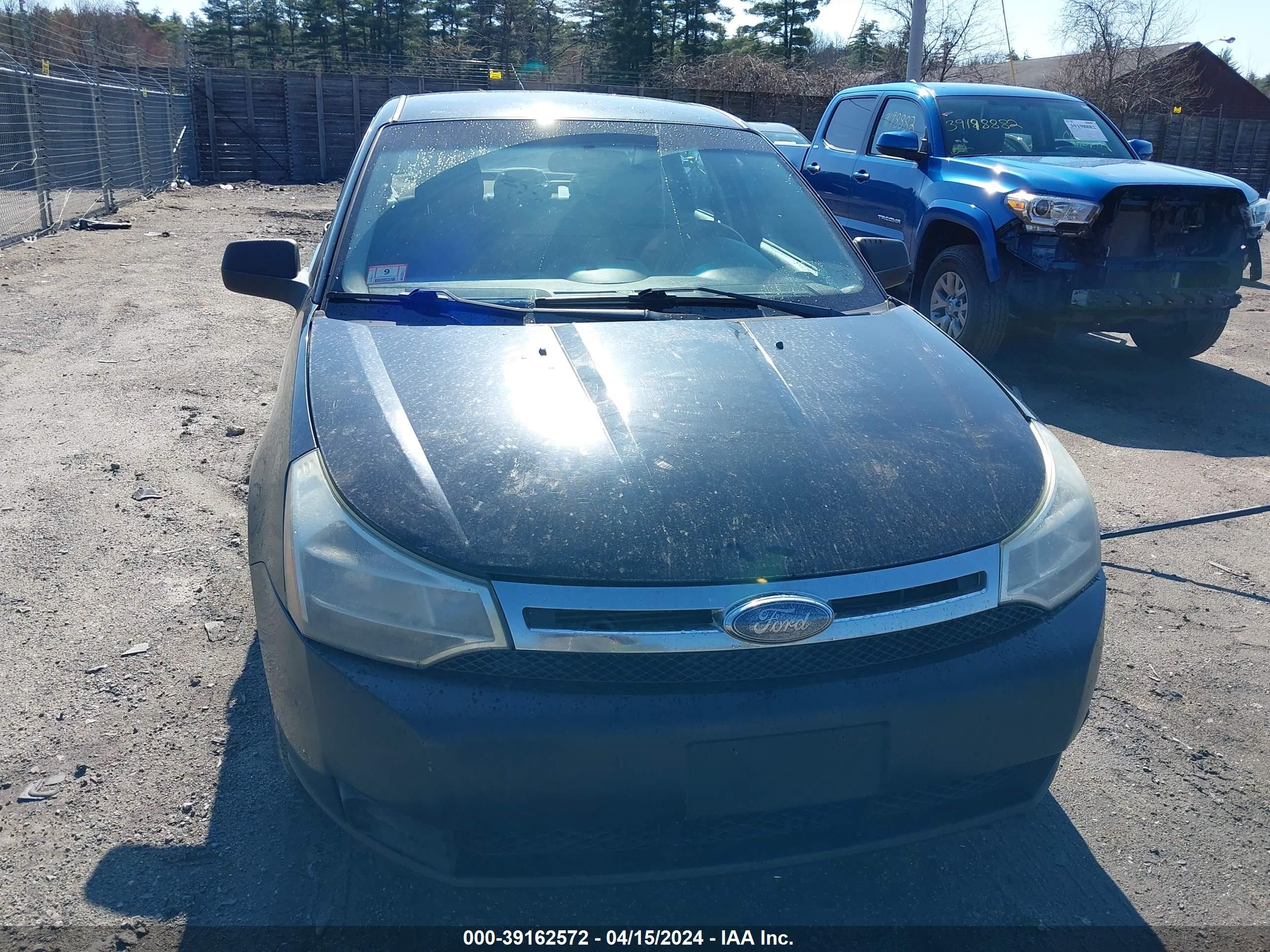 Photo 11 VIN: 1FAHP35N69W138646 - FORD FOCUS 