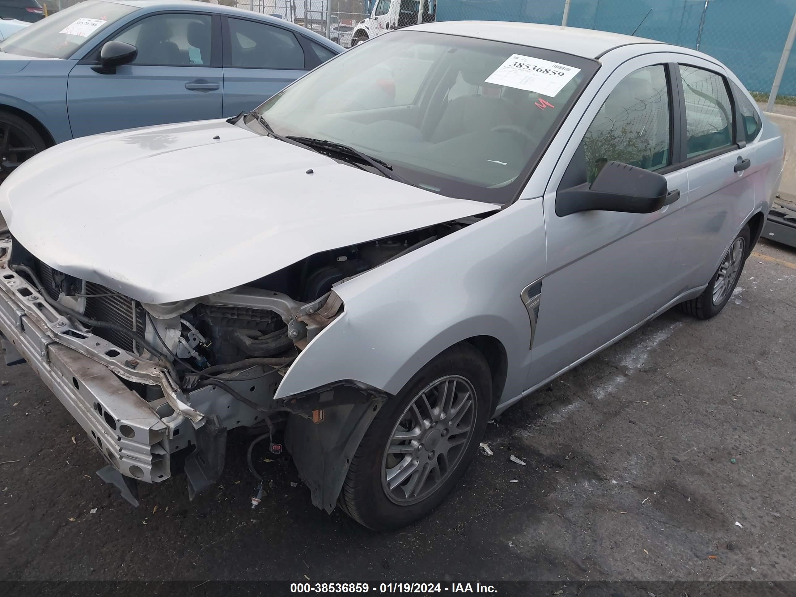 Photo 5 VIN: 1FAHP35N78W108716 - FORD FOCUS 