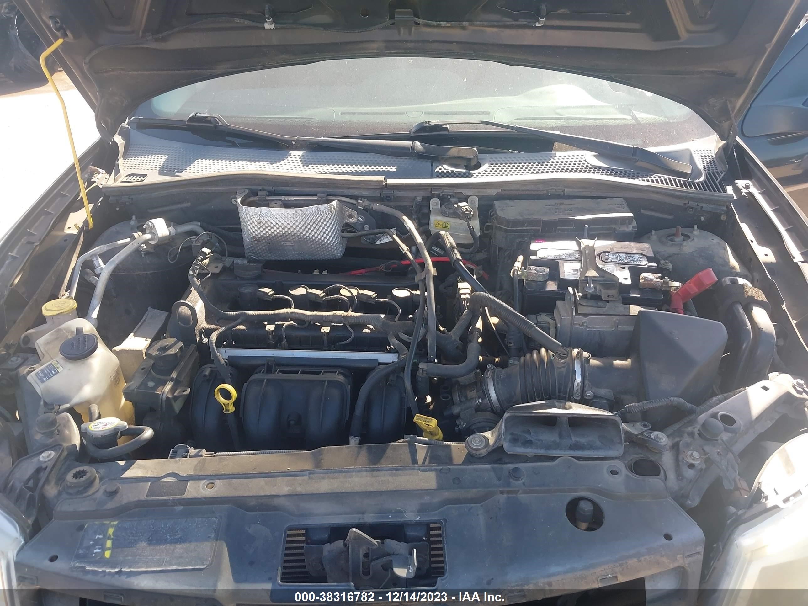 Photo 9 VIN: 1FAHP35N78W127895 - FORD FOCUS 