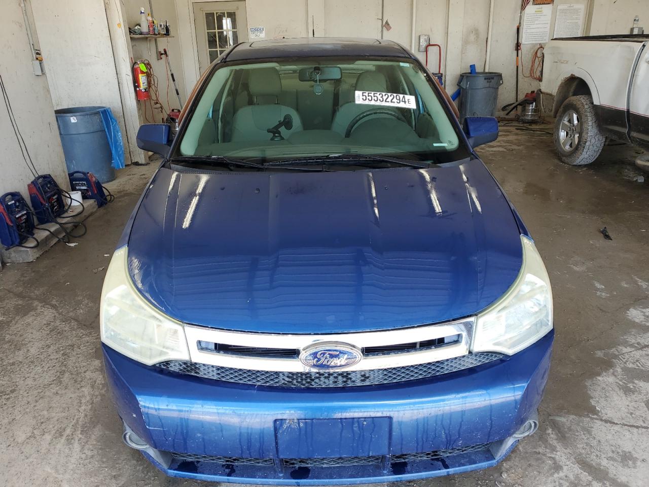 Photo 4 VIN: 1FAHP35N78W188986 - FORD FOCUS 