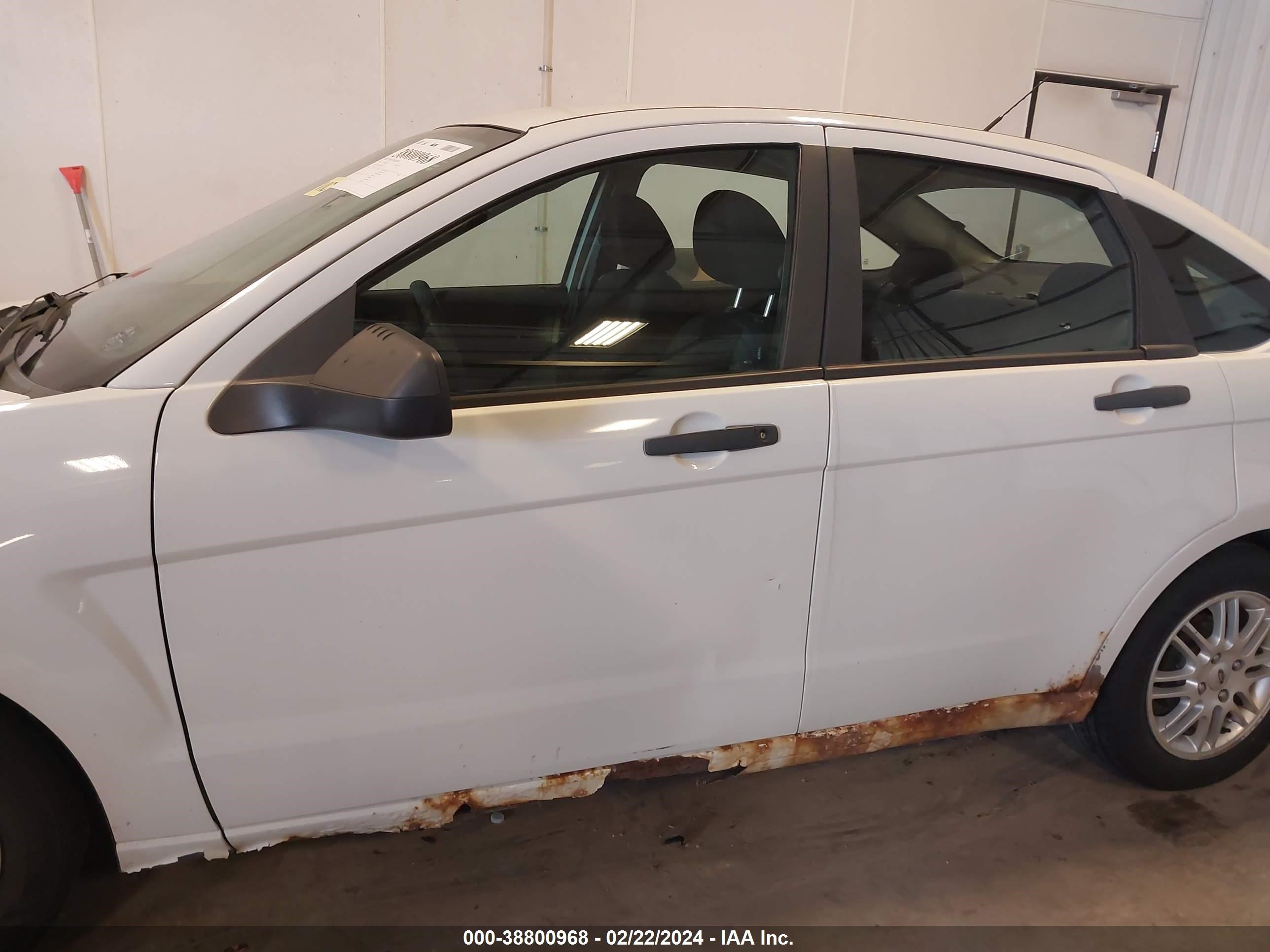 Photo 11 VIN: 1FAHP35N79W162809 - FORD FOCUS 