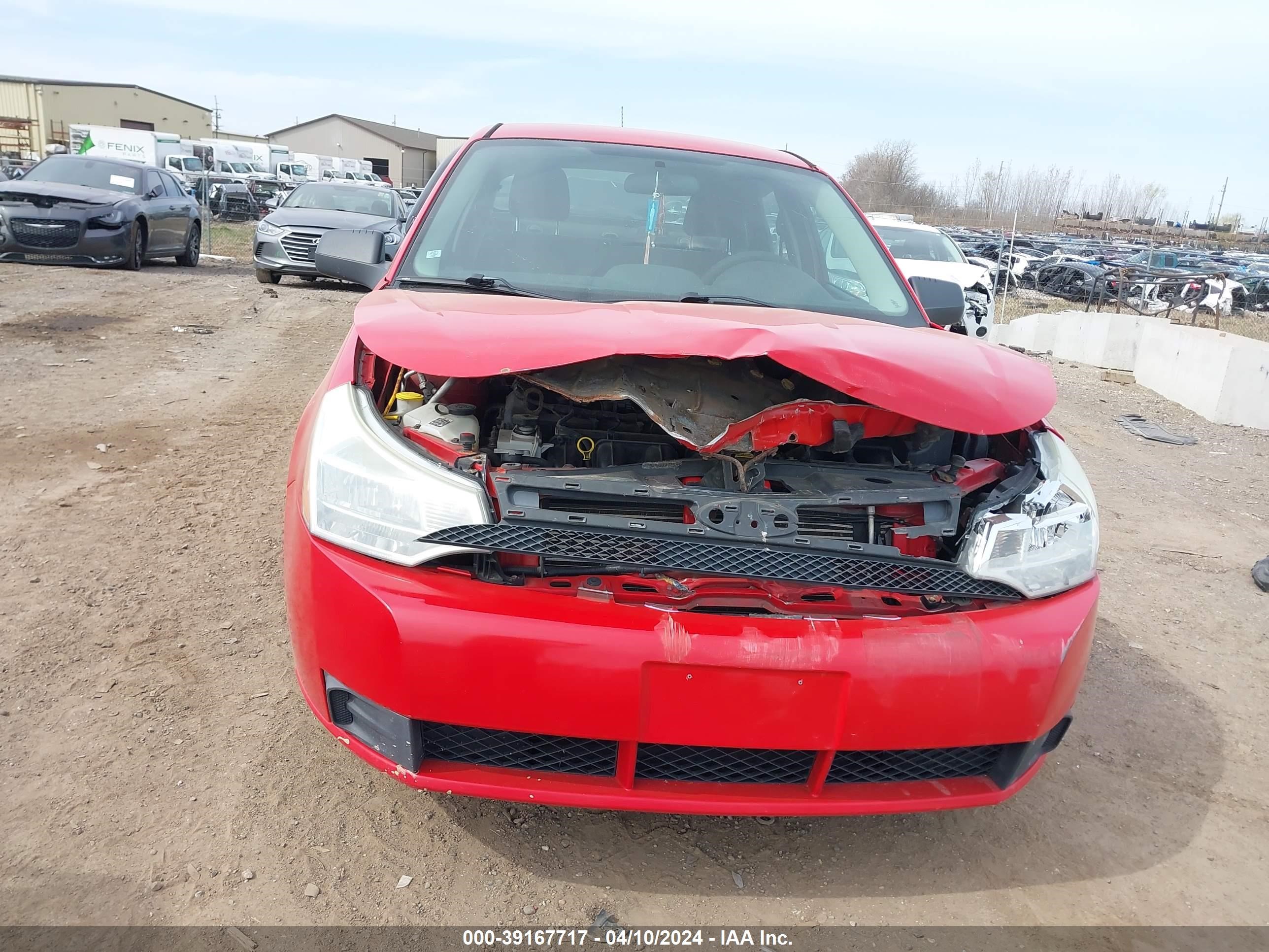 Photo 5 VIN: 1FAHP35N88W145273 - FORD FOCUS 