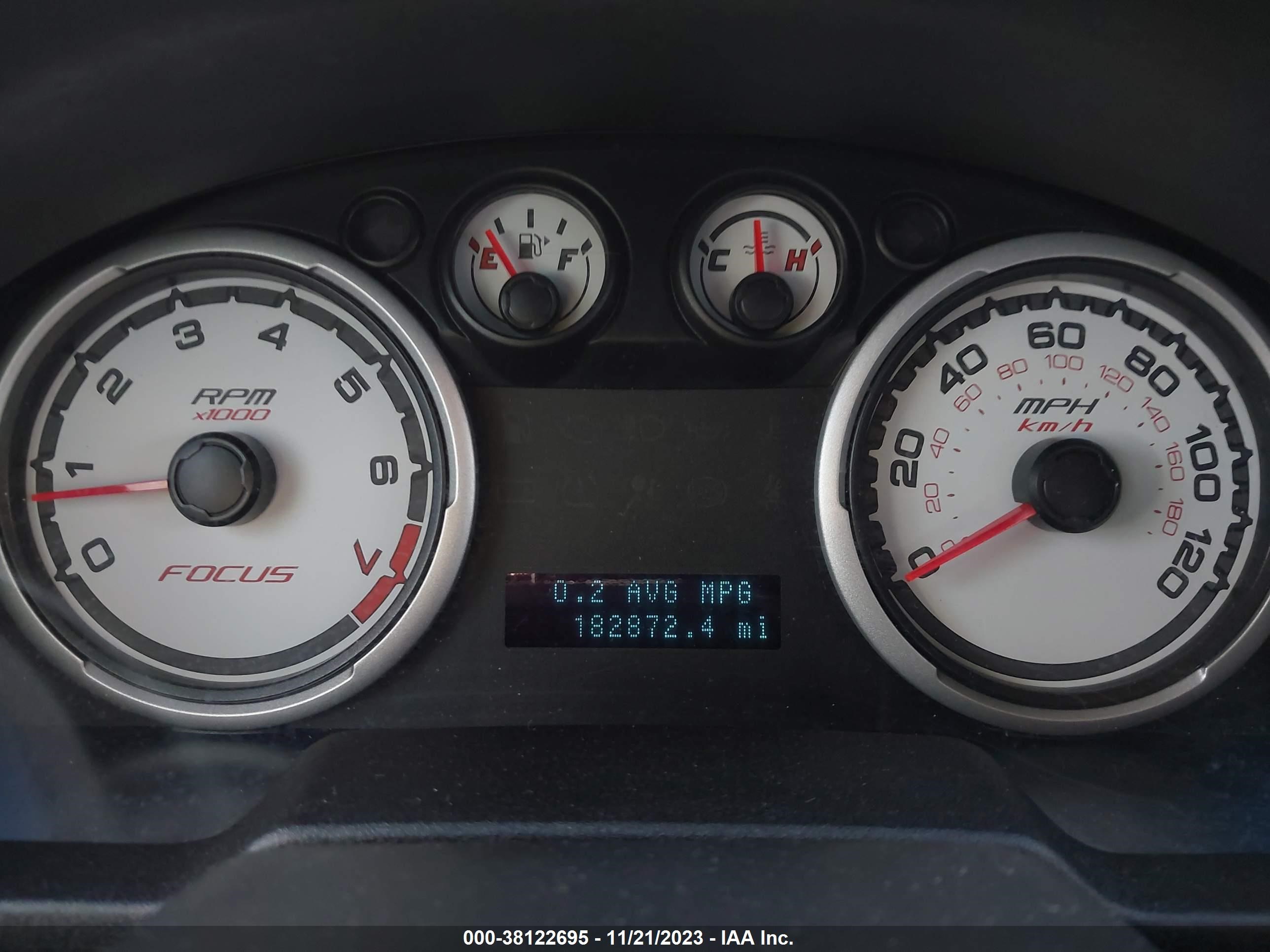 Photo 6 VIN: 1FAHP35N88W187524 - FORD FOCUS 