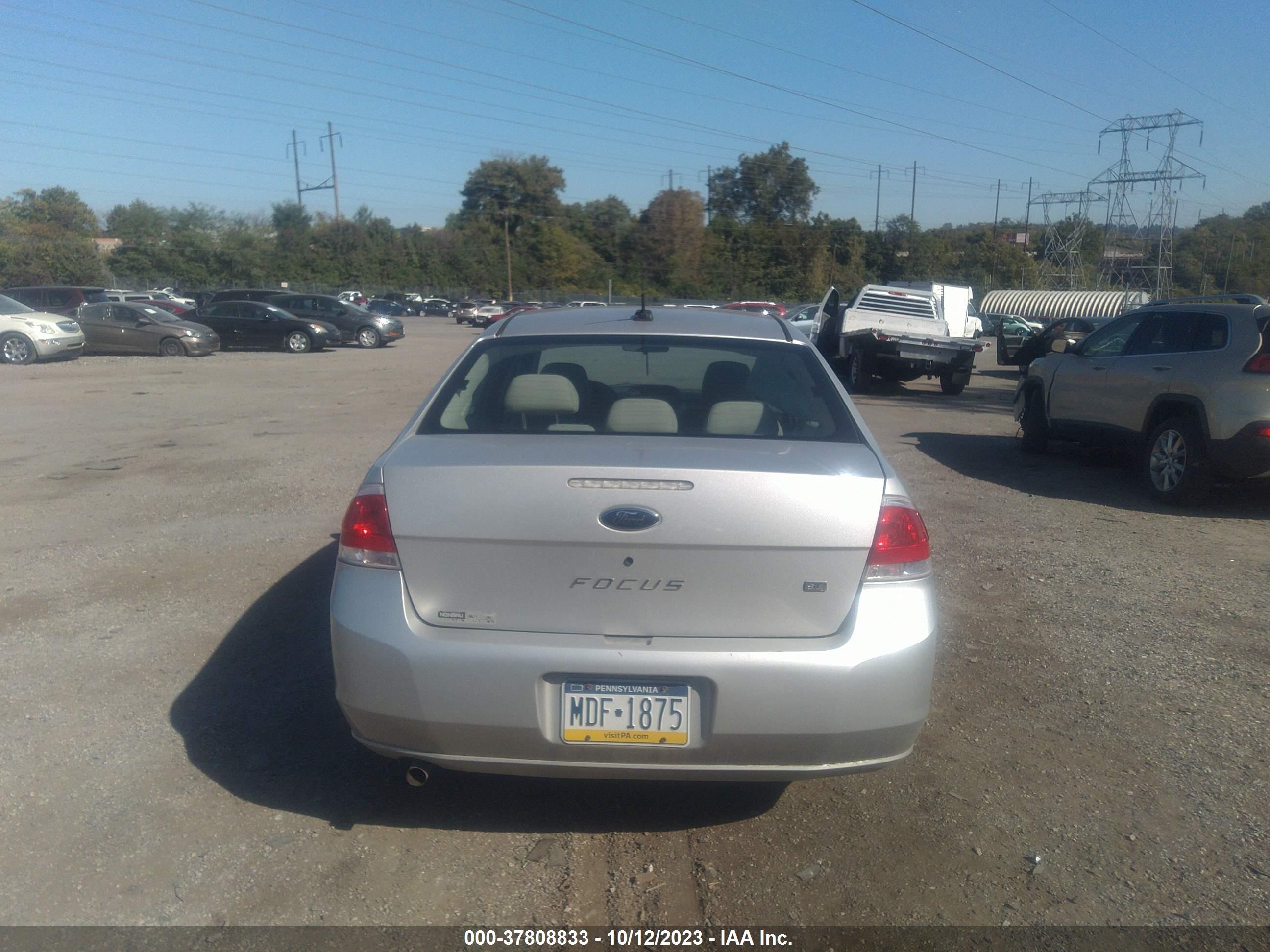 Photo 14 VIN: 1FAHP35N89W226596 - FORD FOCUS 