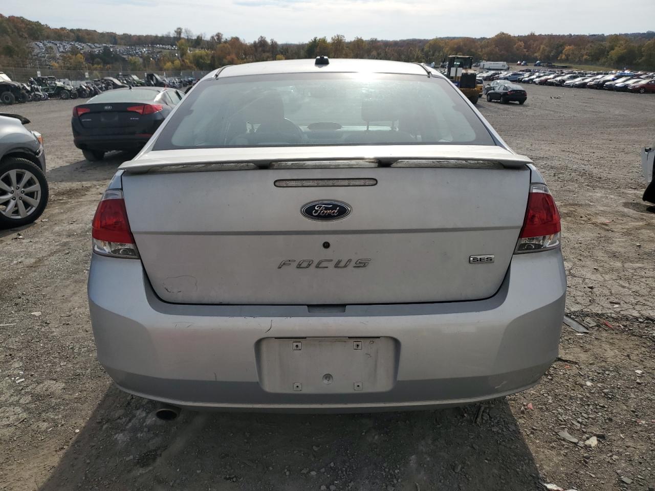 Photo 5 VIN: 1FAHP35N98W102321 - FORD FOCUS 