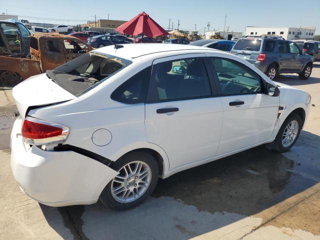 Photo 2 VIN: 1FAHP35N98W180887 - FORD FOCUS SE 