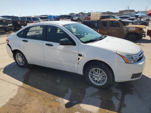 Photo 3 VIN: 1FAHP35N98W180887 - FORD FOCUS SE 