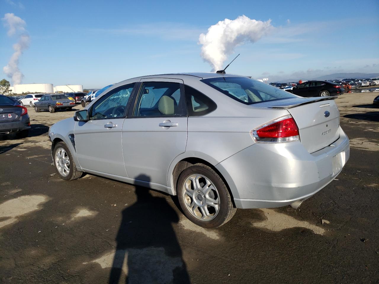 Photo 1 VIN: 1FAHP35N98W207814 - FORD FOCUS 