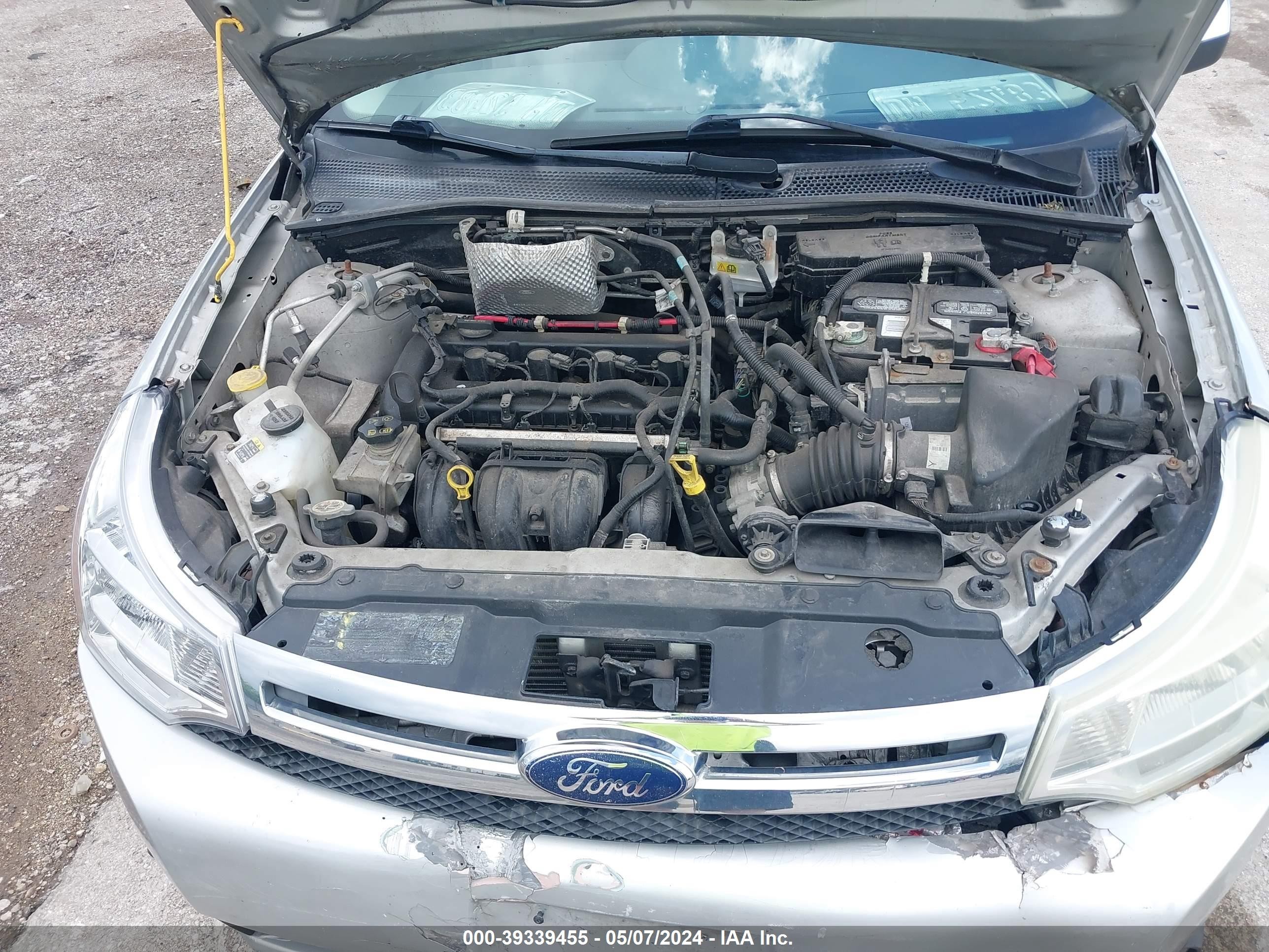 Photo 9 VIN: 1FAHP35N98W220885 - FORD FOCUS 