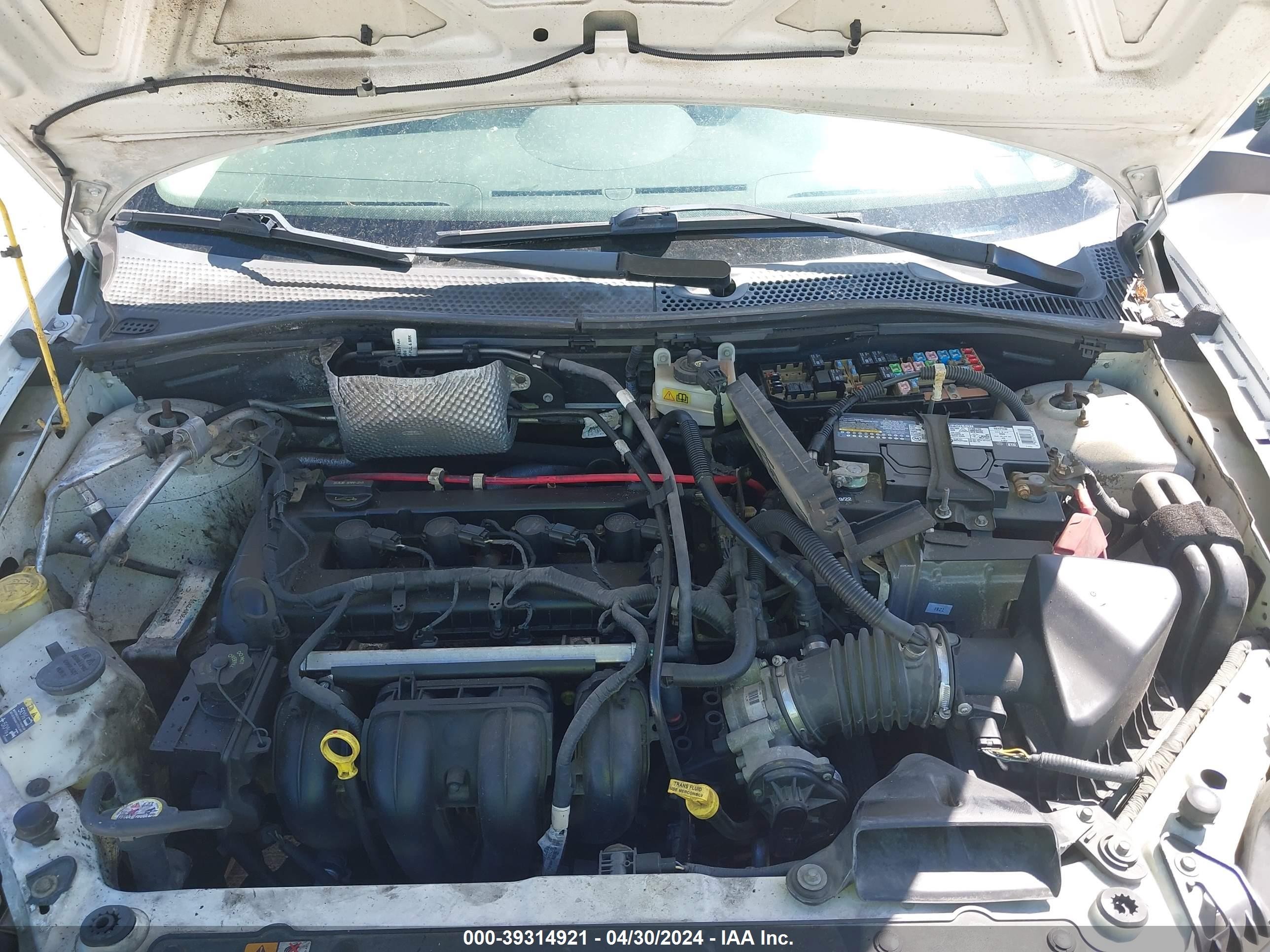 Photo 9 VIN: 1FAHP35N98W250842 - FORD FOCUS 