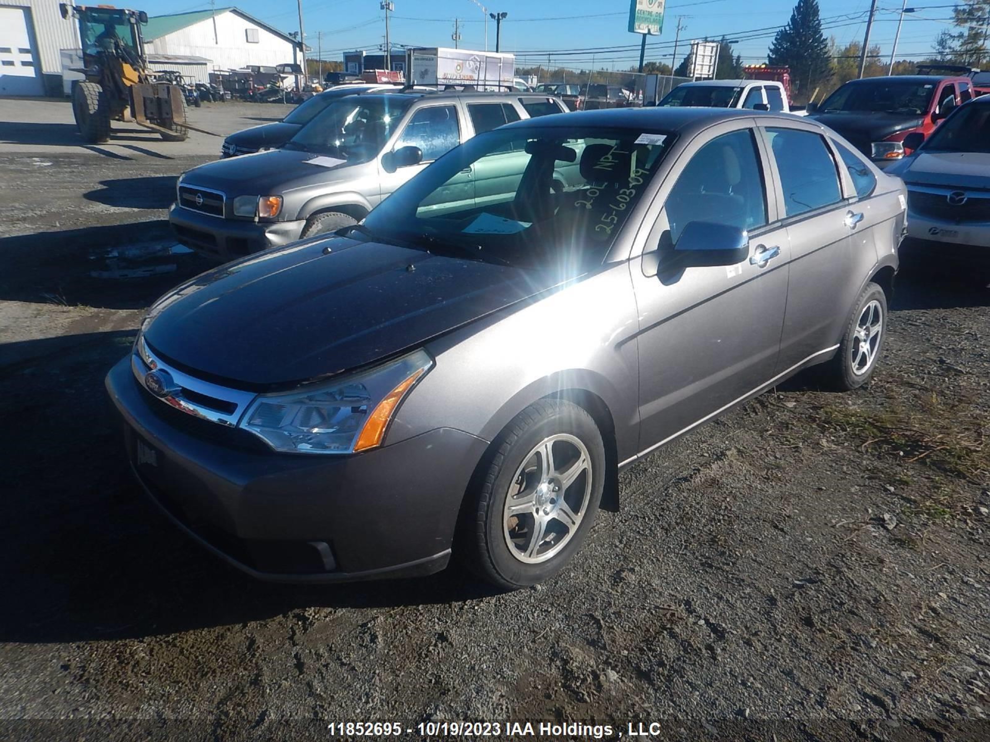 Photo 2 VIN: 1FAHP35N99W132646 - FORD FOCUS 