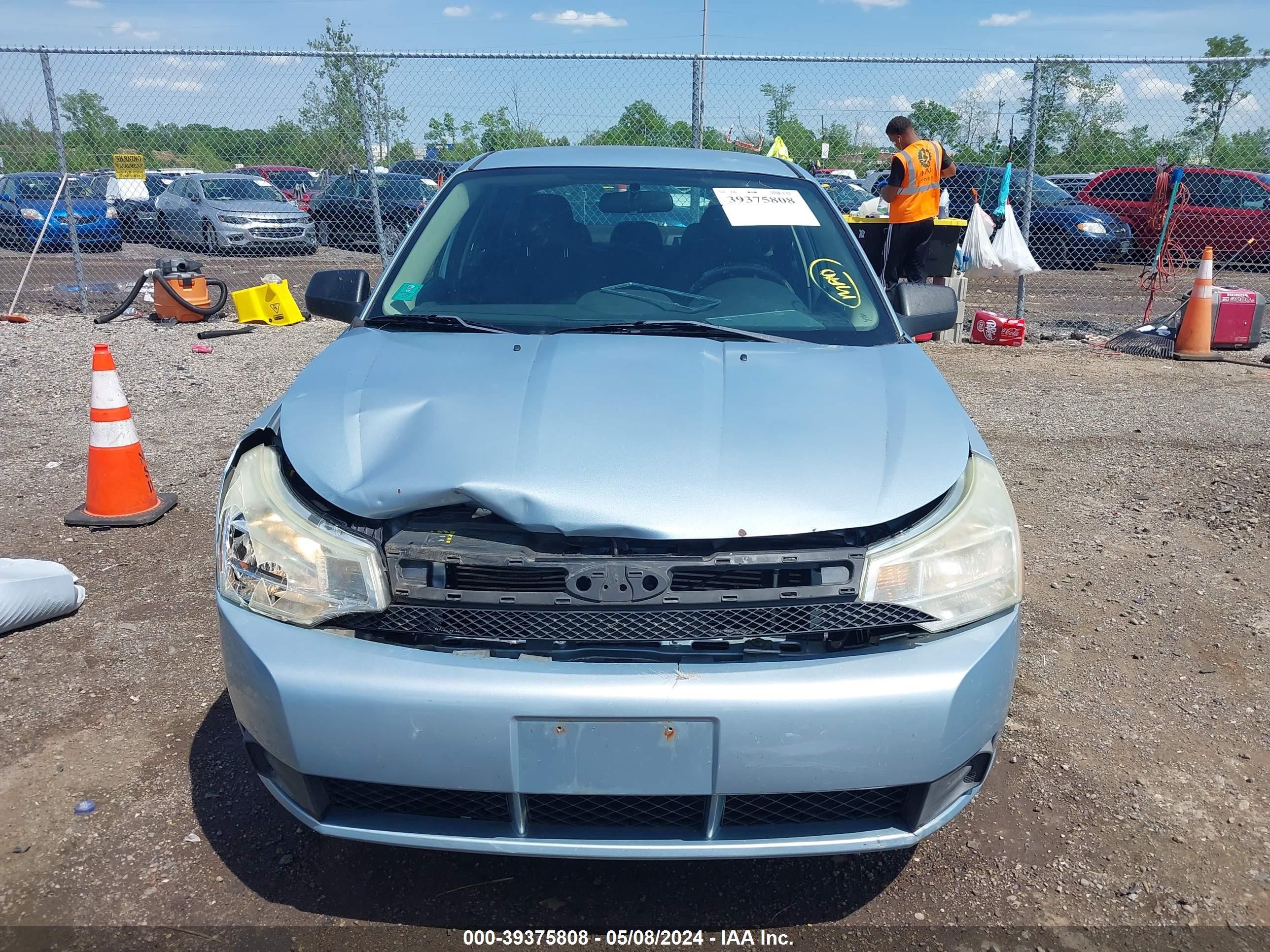 Photo 10 VIN: 1FAHP35N99W150435 - FORD FOCUS 