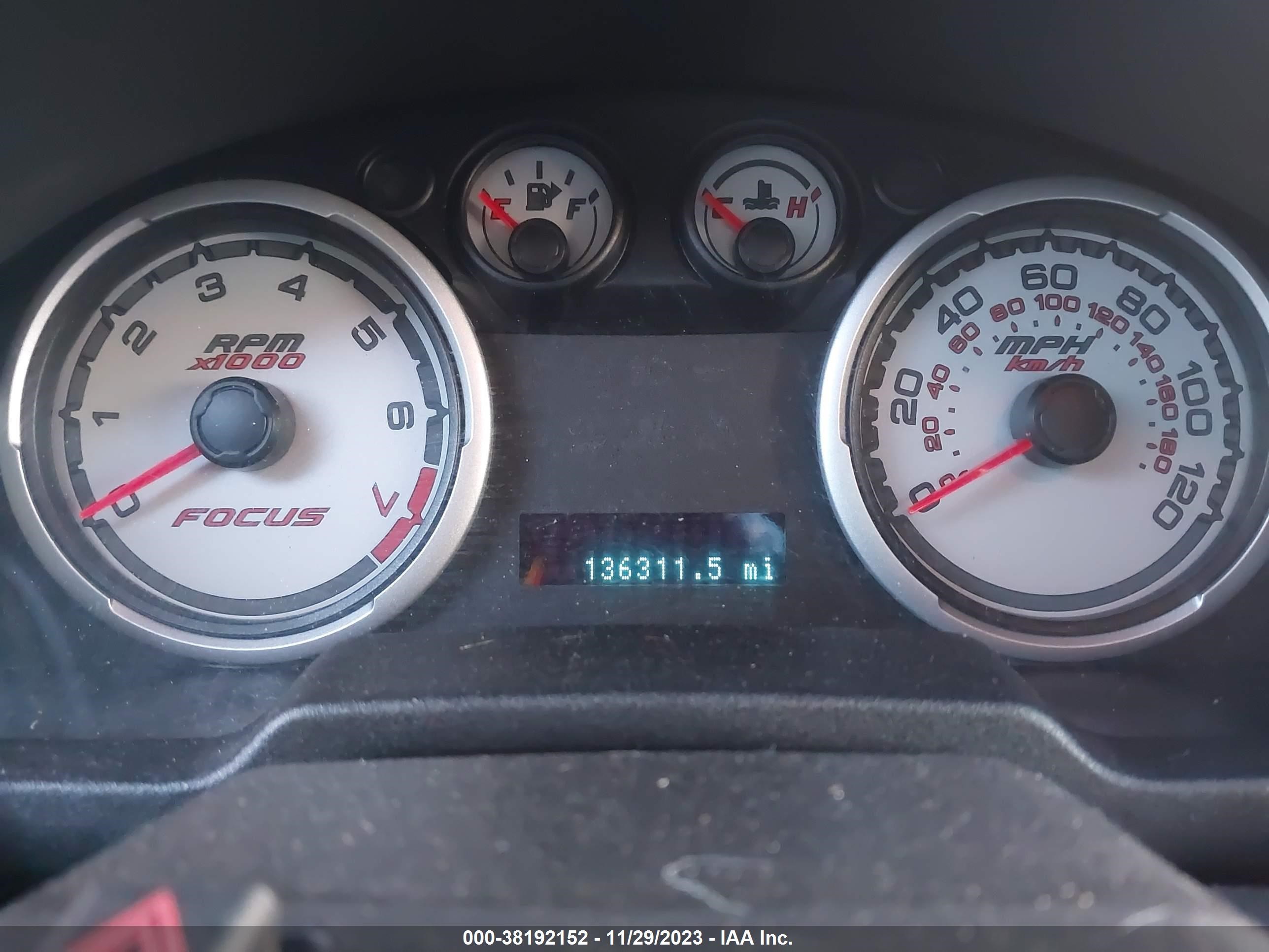 Photo 6 VIN: 1FAHP35N99W164268 - FORD FOCUS 