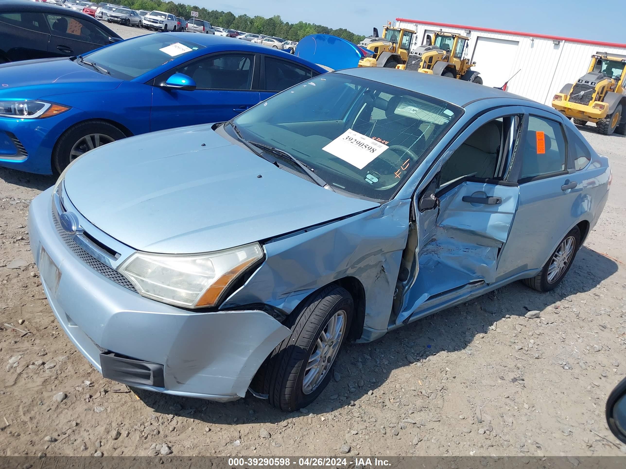 Photo 1 VIN: 1FAHP35N99W208415 - FORD FOCUS 