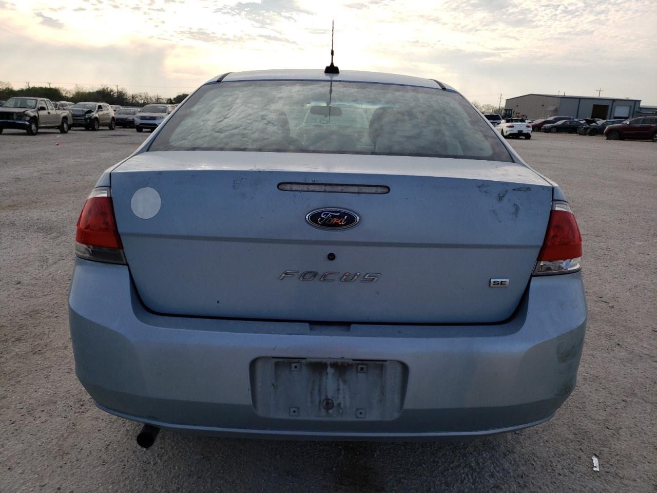 Photo 5 VIN: 1FAHP35N99W246825 - FORD FOCUS 