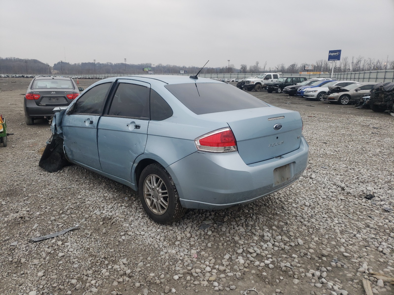 Photo 2 VIN: 1FAHP35NX8W158560 - FORD FOCUS SE 