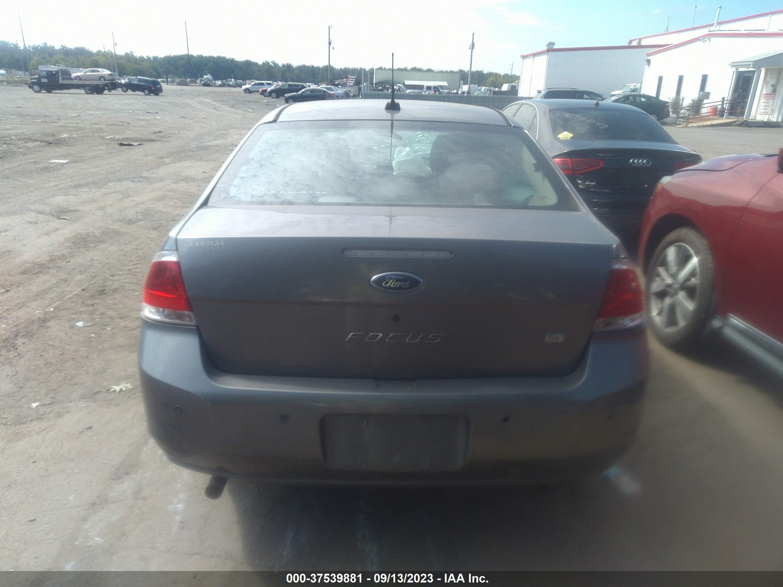 Photo 15 VIN: 1FAHP35NX9W128797 - FORD FOCUS 