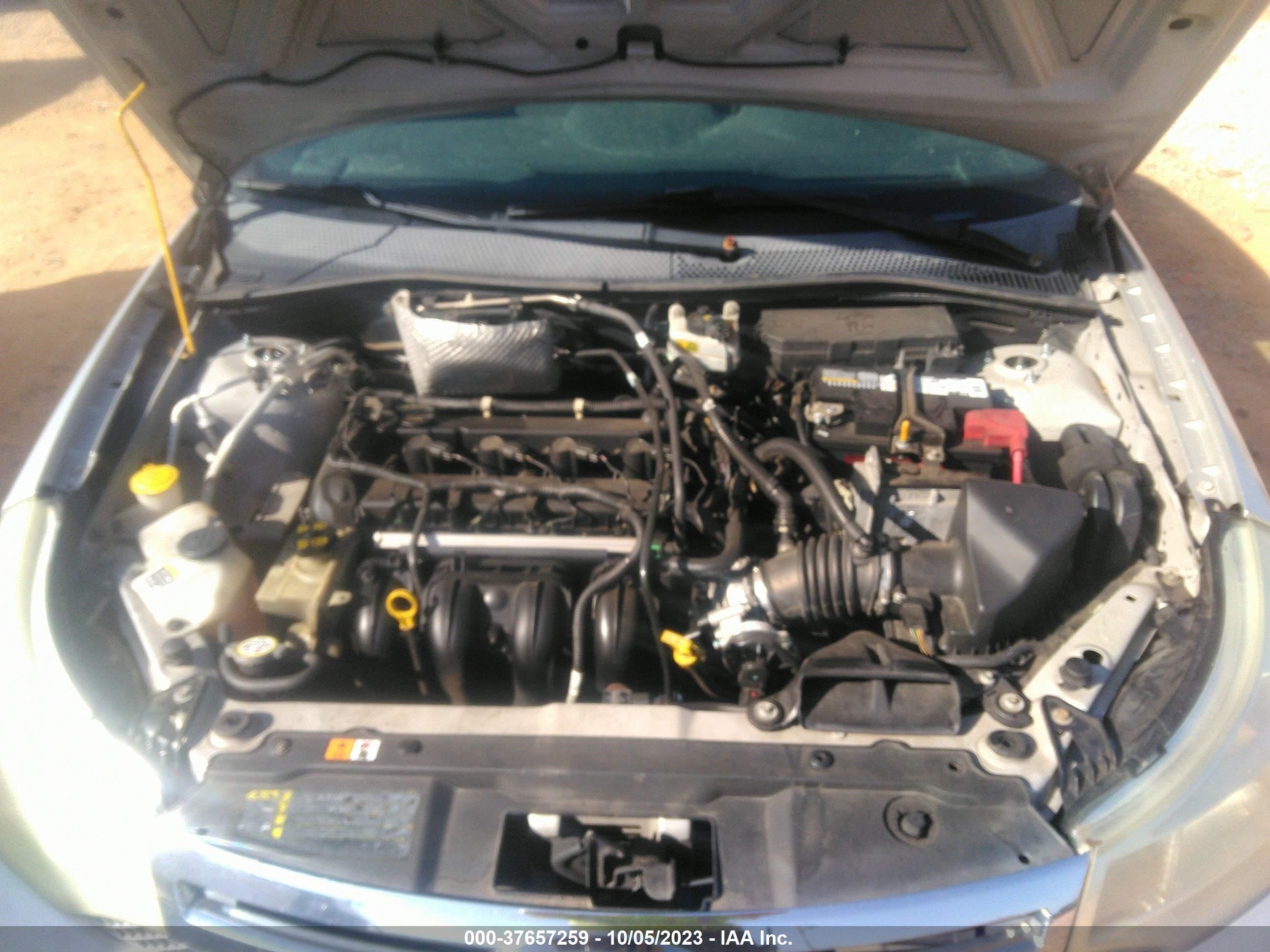 Photo 9 VIN: 1FAHP35NX9W208407 - FORD FOCUS 