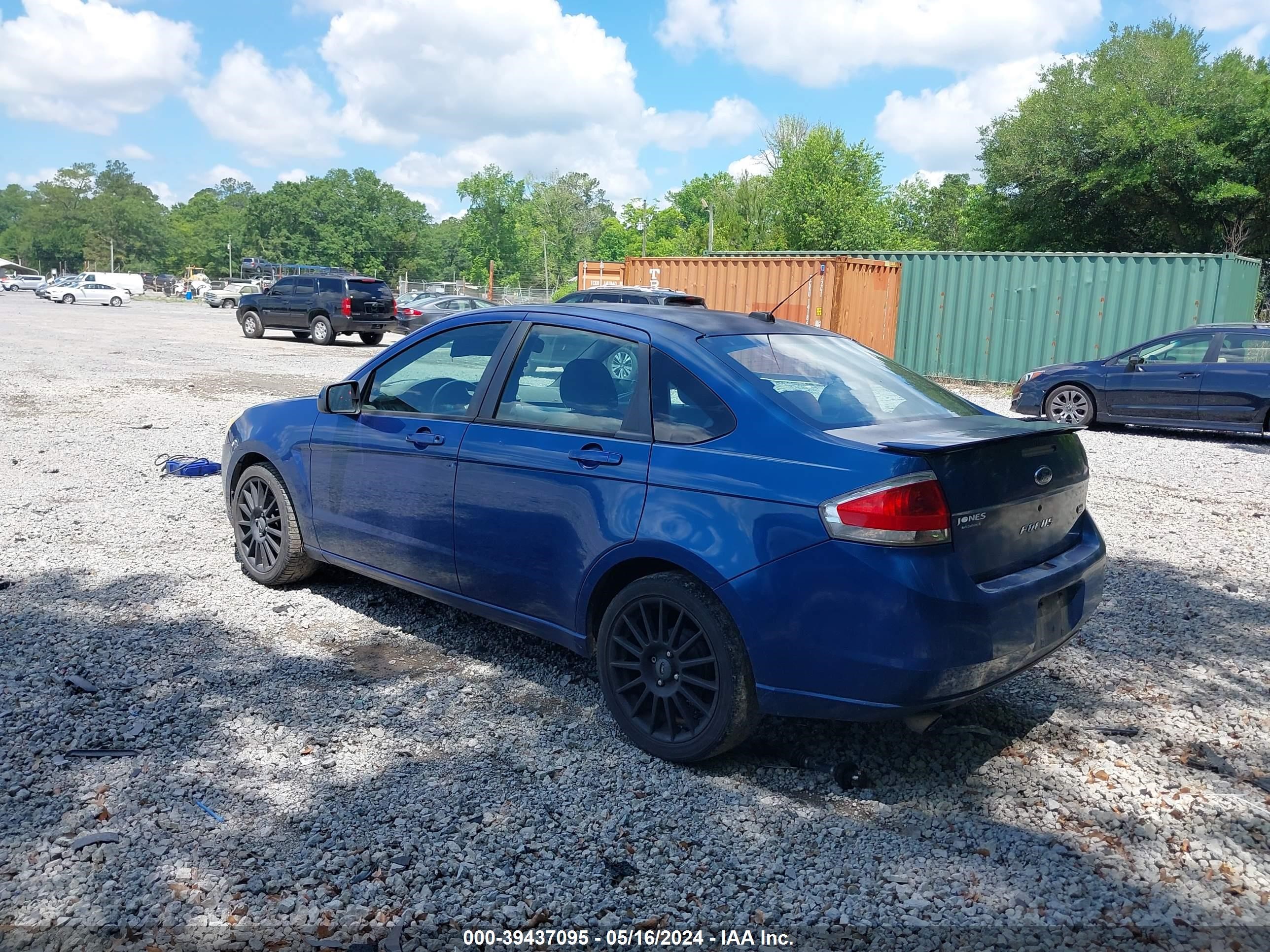 Photo 2 VIN: 1FAHP36N49W121164 - FORD FOCUS 