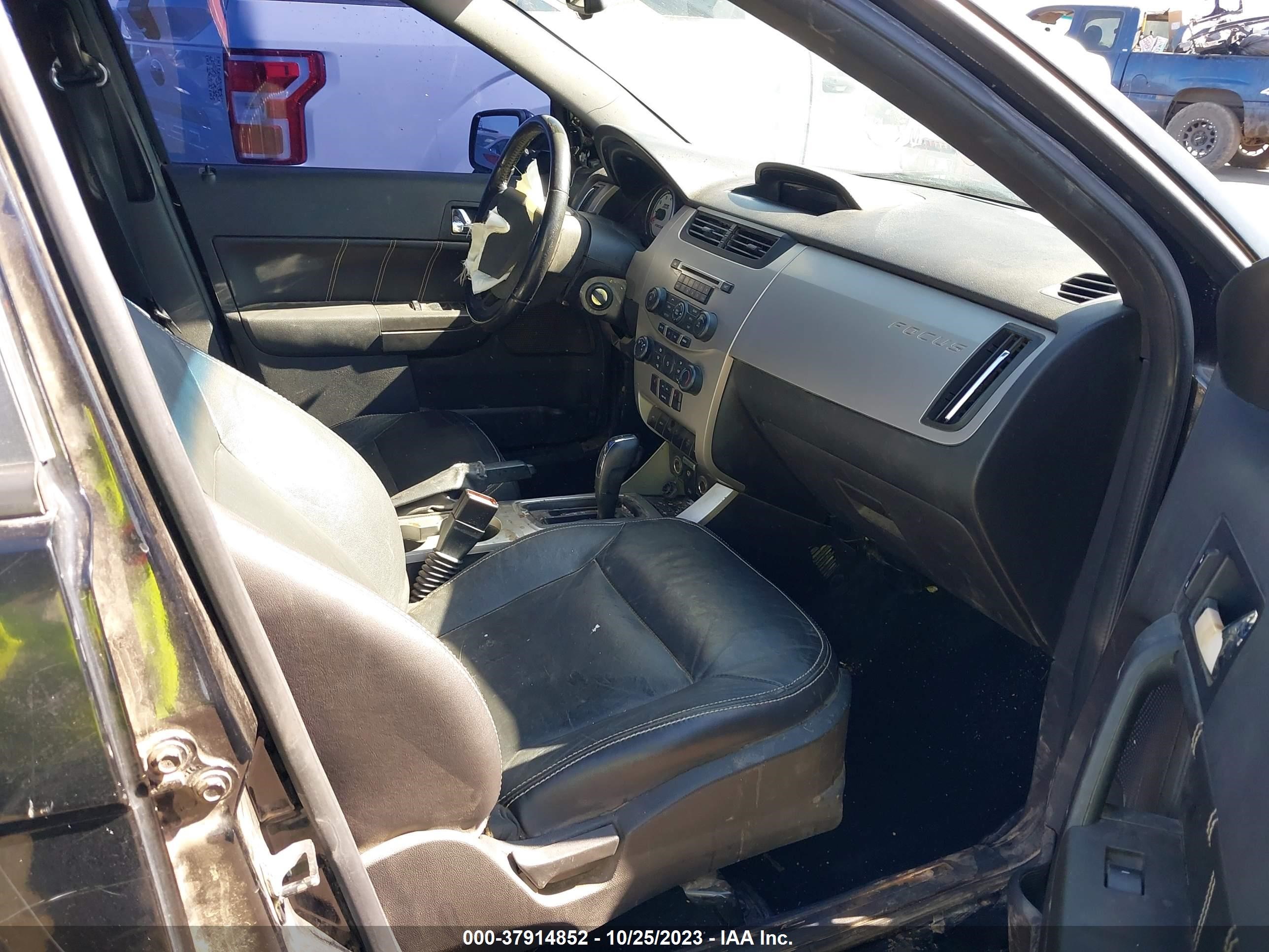 Photo 4 VIN: 1FAHP36N69W170110 - FORD FOCUS 