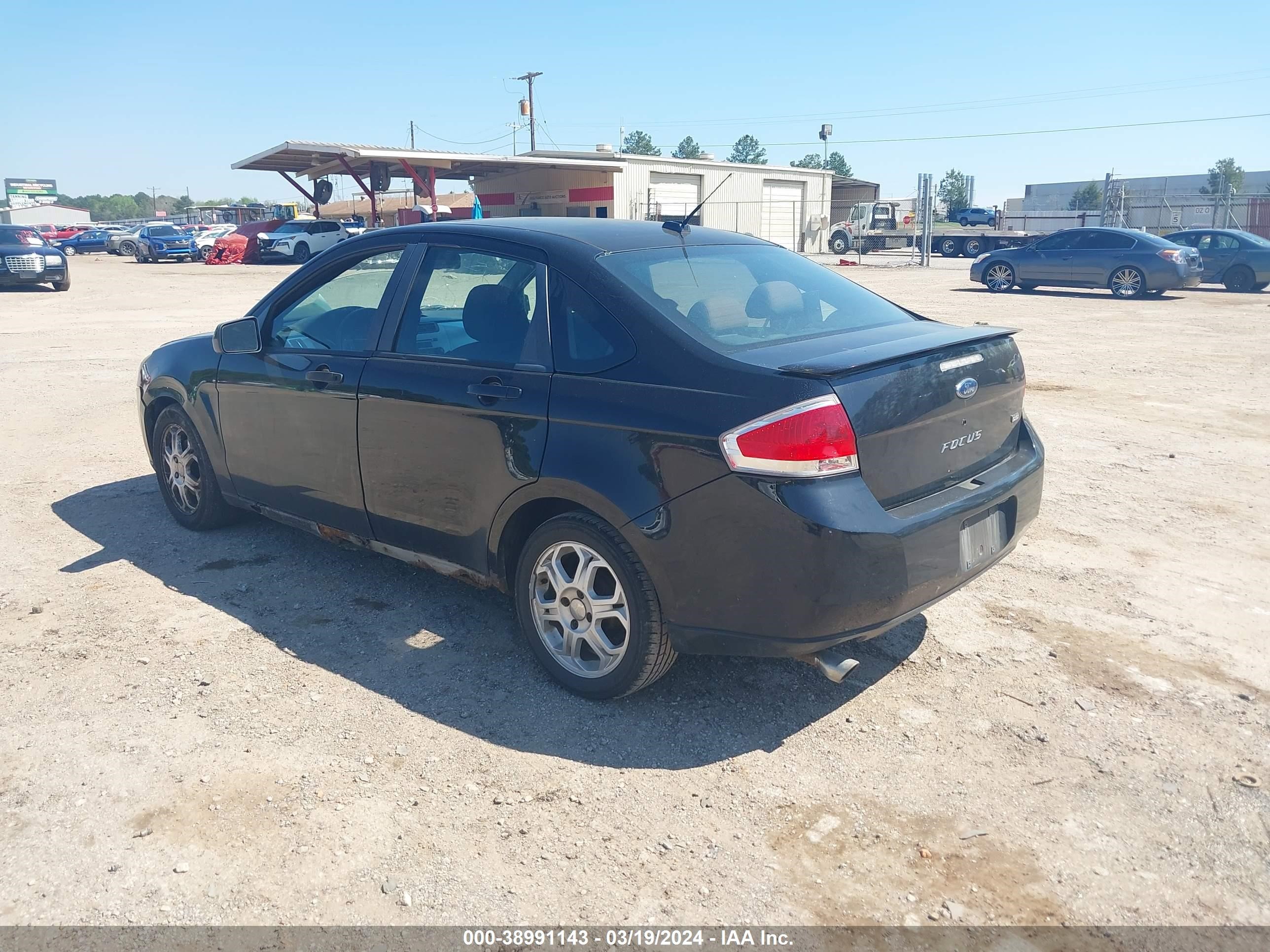 Photo 2 VIN: 1FAHP36N69W207740 - FORD FOCUS 