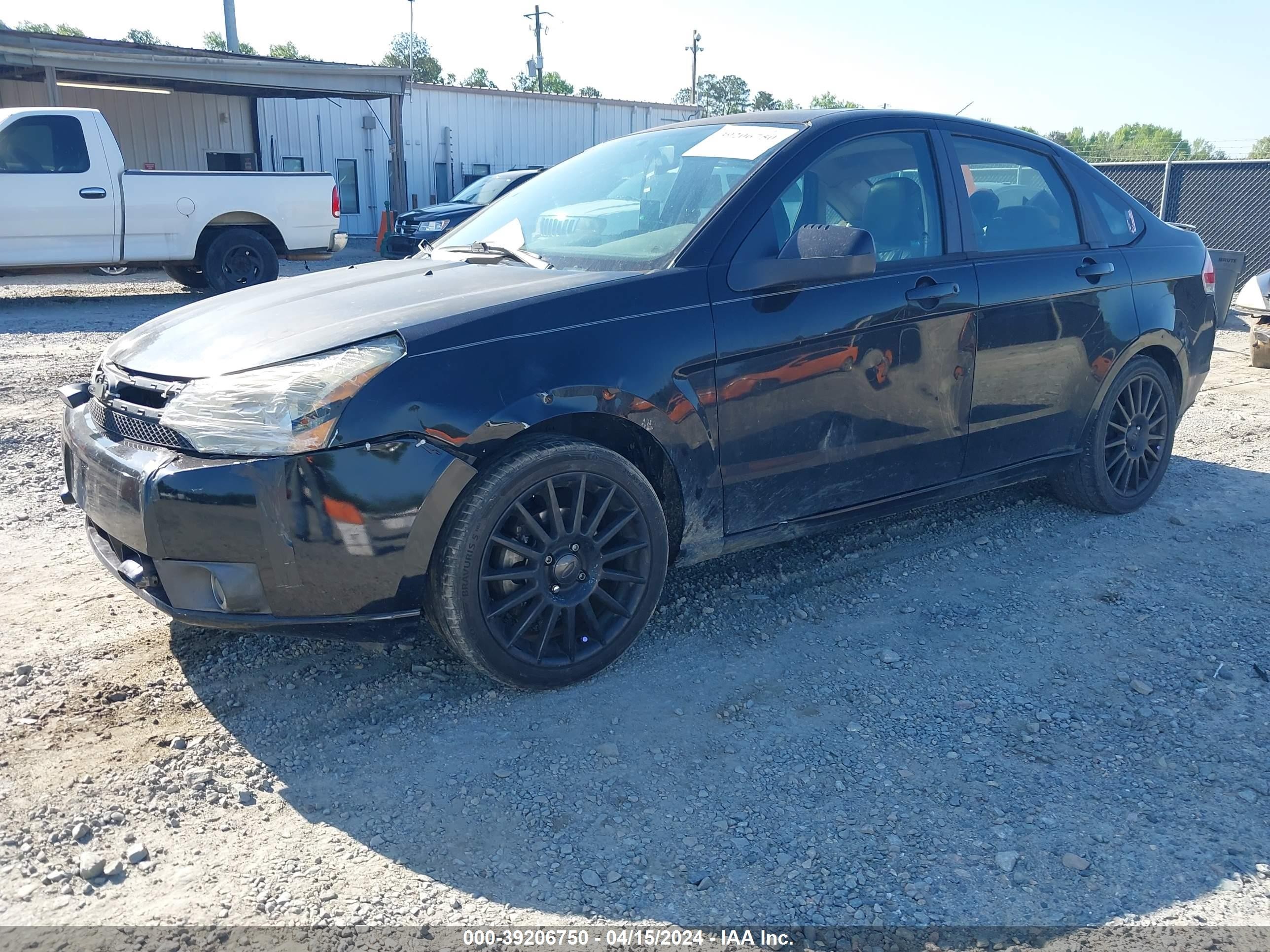 Photo 11 VIN: 1FAHP36N99W123329 - FORD FOCUS 