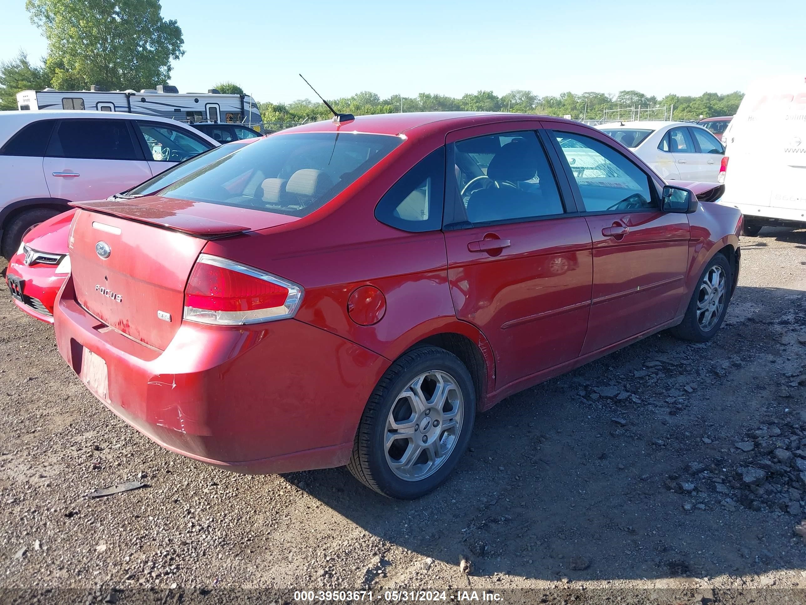 Photo 3 VIN: 1FAHP36N99W171414 - FORD FOCUS 