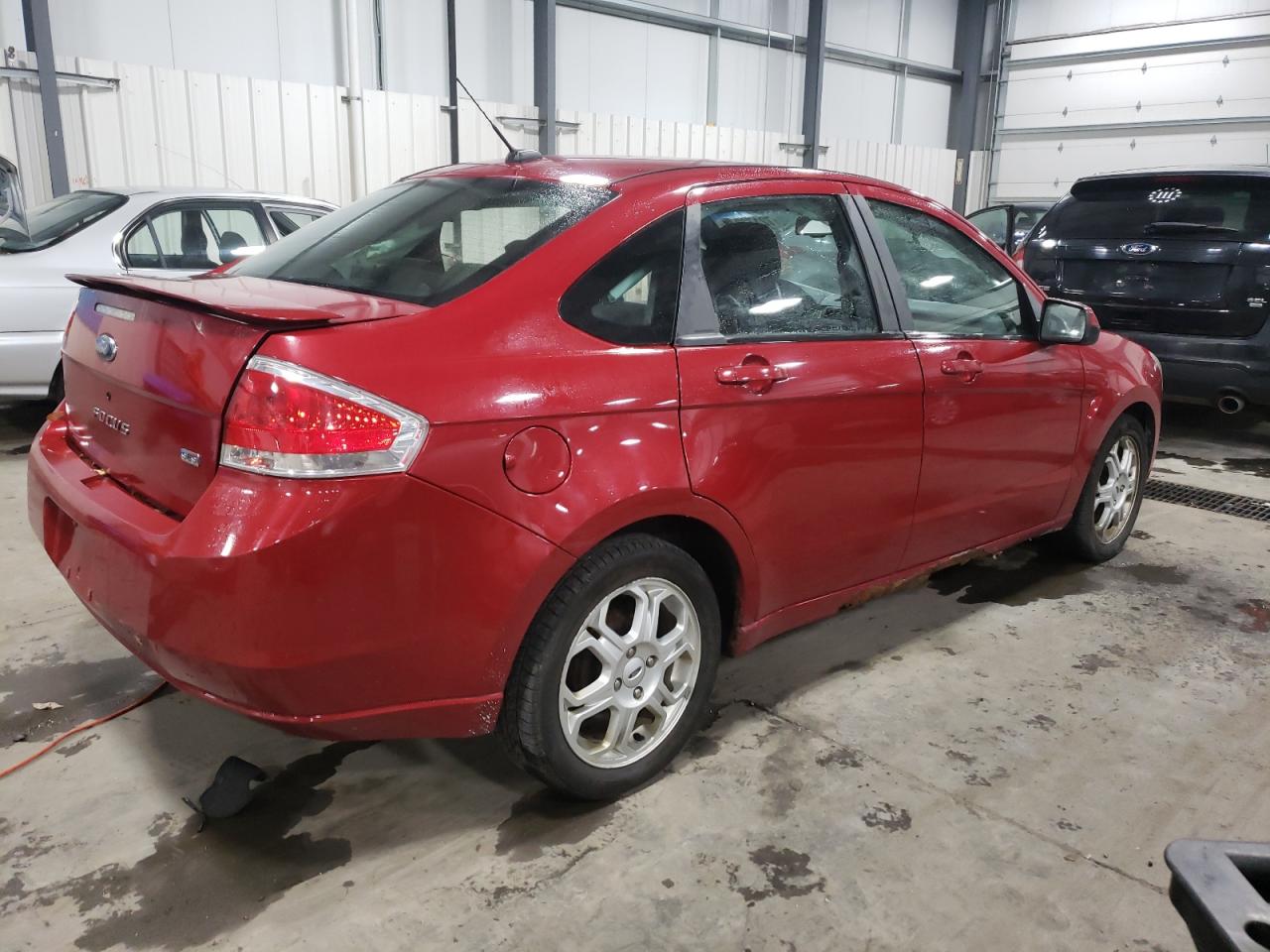 Photo 2 VIN: 1FAHP36NX9W117796 - FORD FOCUS 