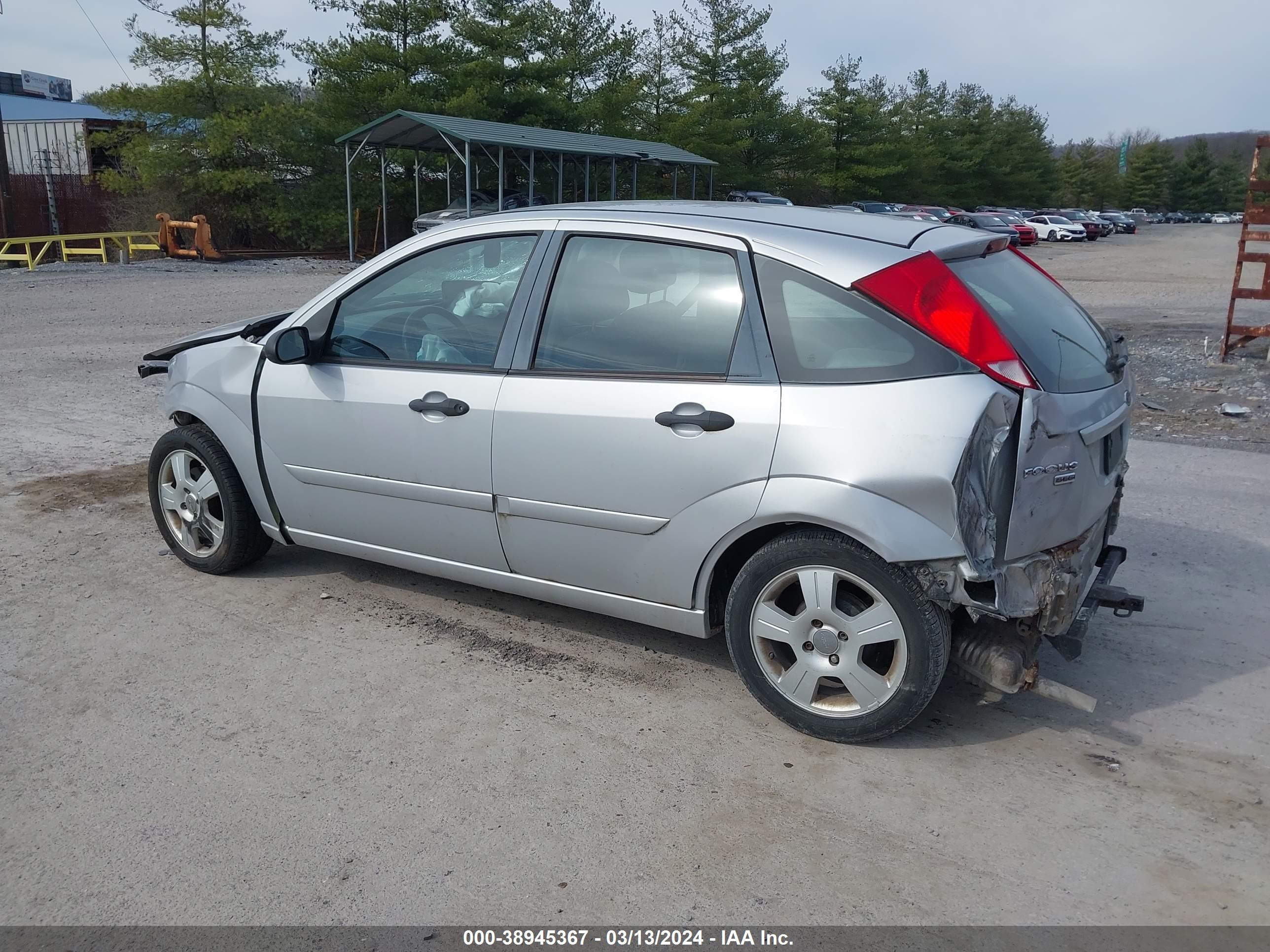 Photo 2 VIN: 1FAHP37N37W313736 - FORD FOCUS 