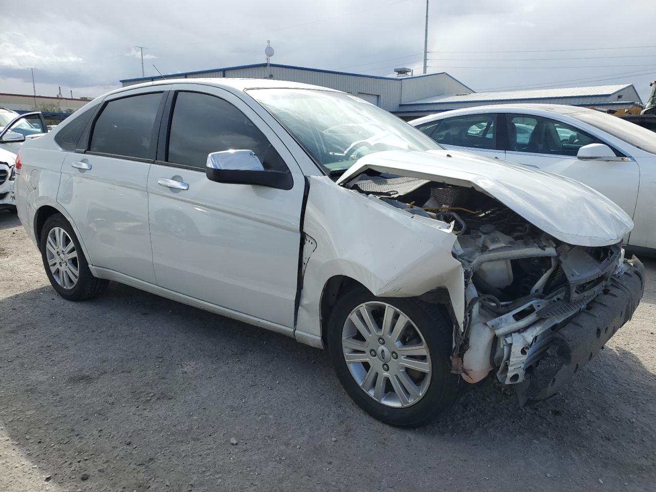 Photo 3 VIN: 1FAHP37N59W232398 - FORD FOCUS 