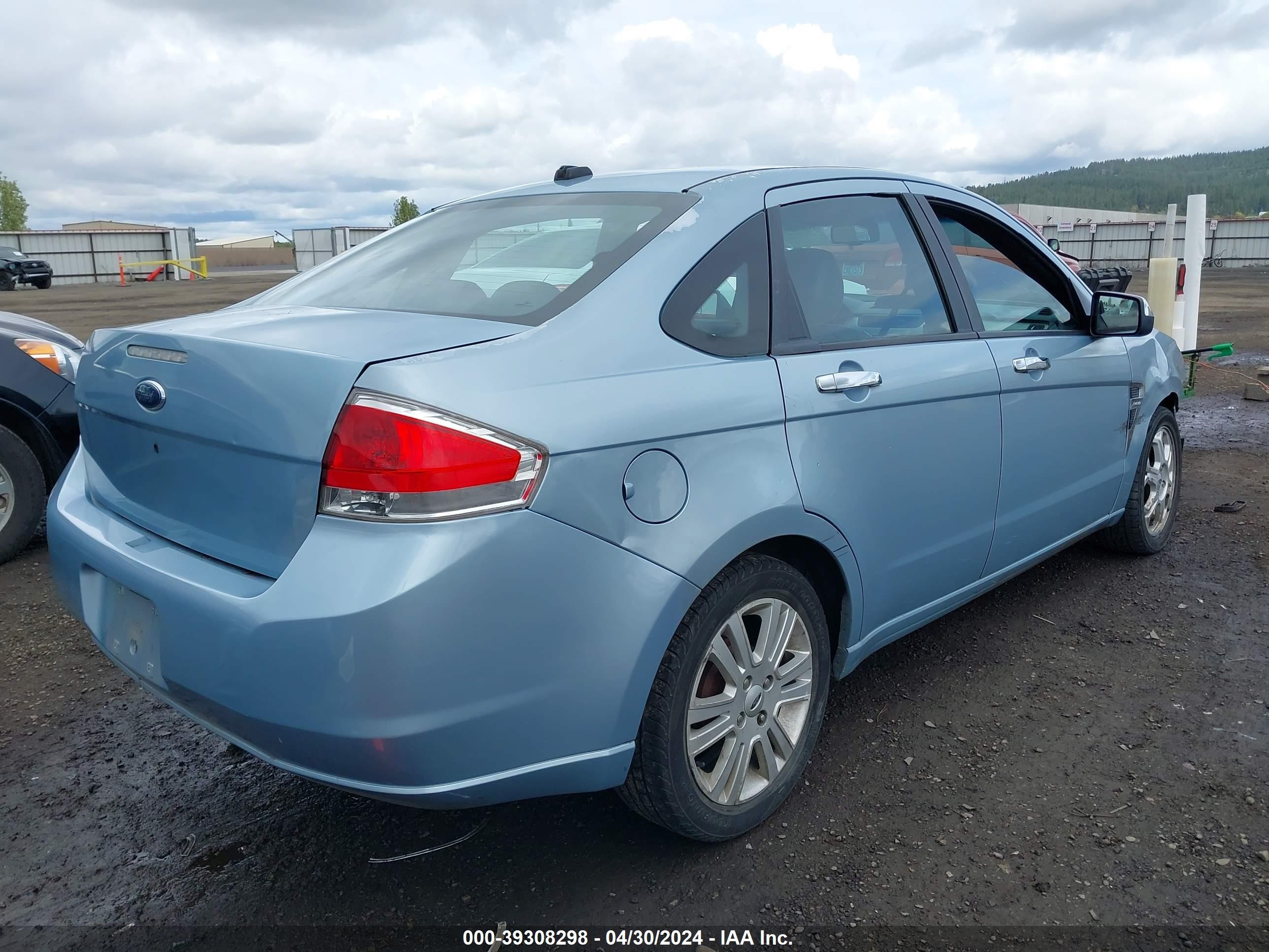 Photo 3 VIN: 1FAHP37N69W141026 - FORD FOCUS 