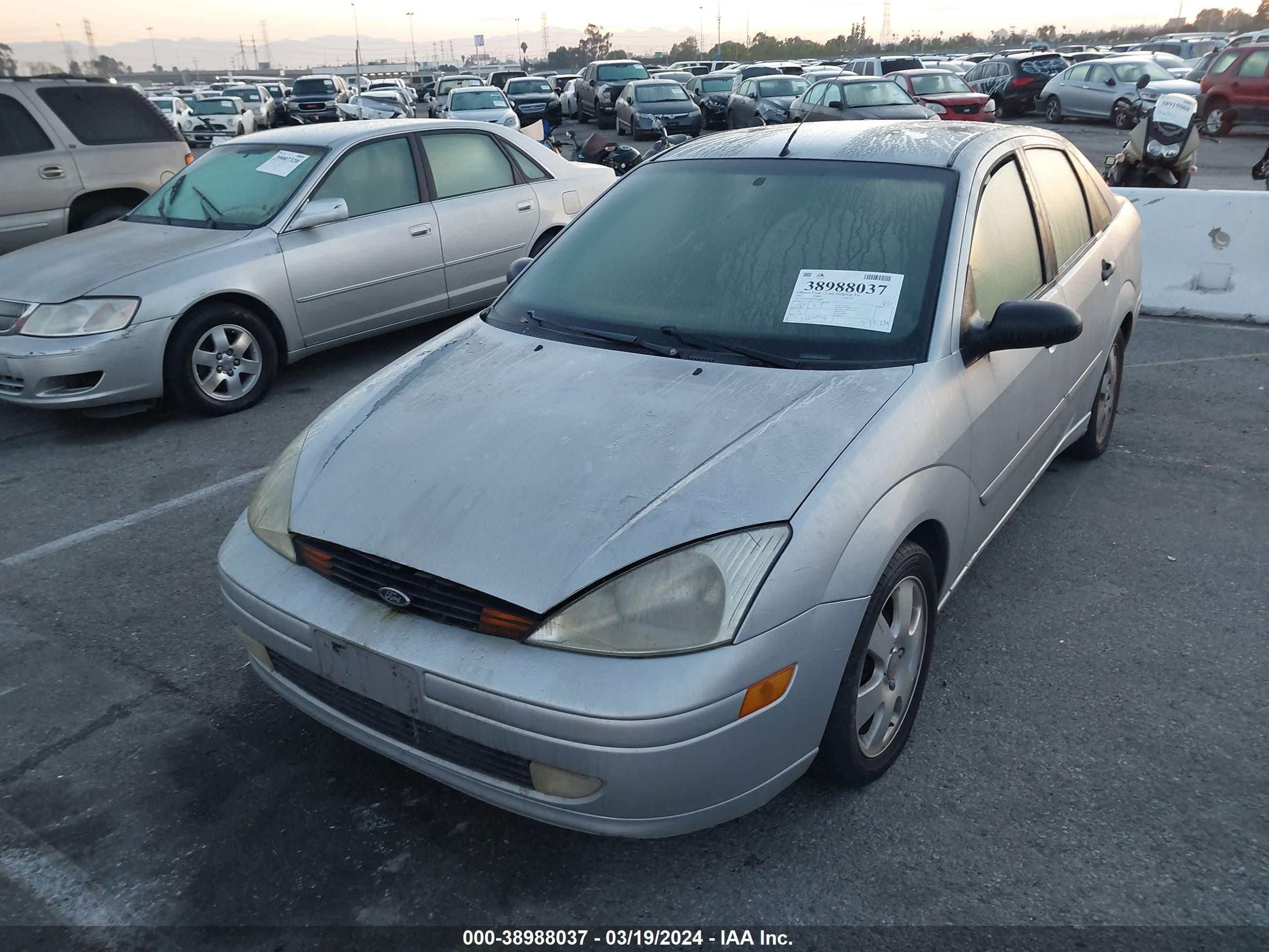 Photo 5 VIN: 1FAHP38381W362886 - FORD FOCUS 