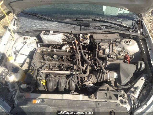 Photo 9 VIN: 1FAHP3CN0AW153392 - FORD FOCUS 