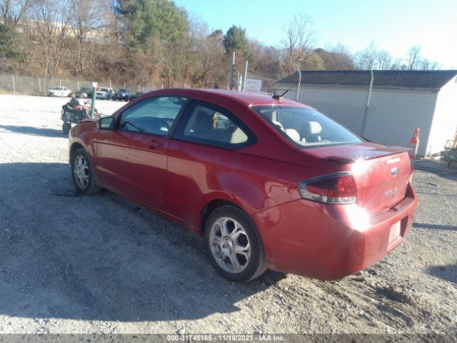 Photo 2 VIN: 1FAHP3CN1AW261407 - FORD FOCUS 