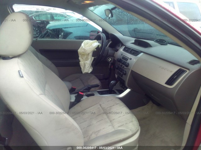 Photo 4 VIN: 1FAHP3CN3AW247377 - FORD FOCUS 