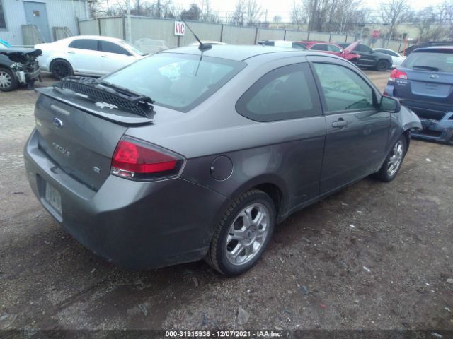 Photo 3 VIN: 1FAHP3CN4AW142220 - FORD FOCUS 