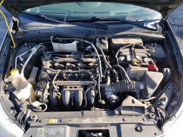 Photo 6 VIN: 1FAHP3CN7AW193162 - FORD FOCUS 